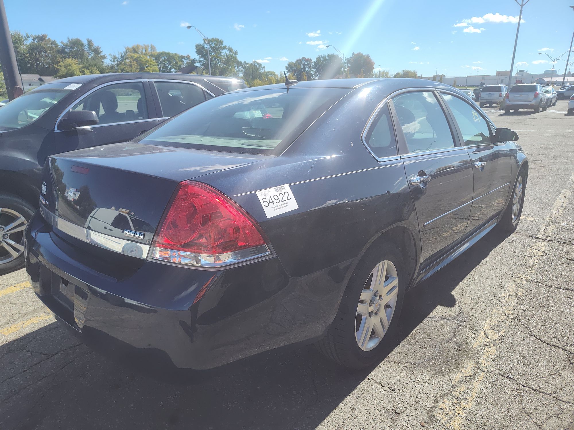 2011 CHEVROLET IMPALA - Image 3