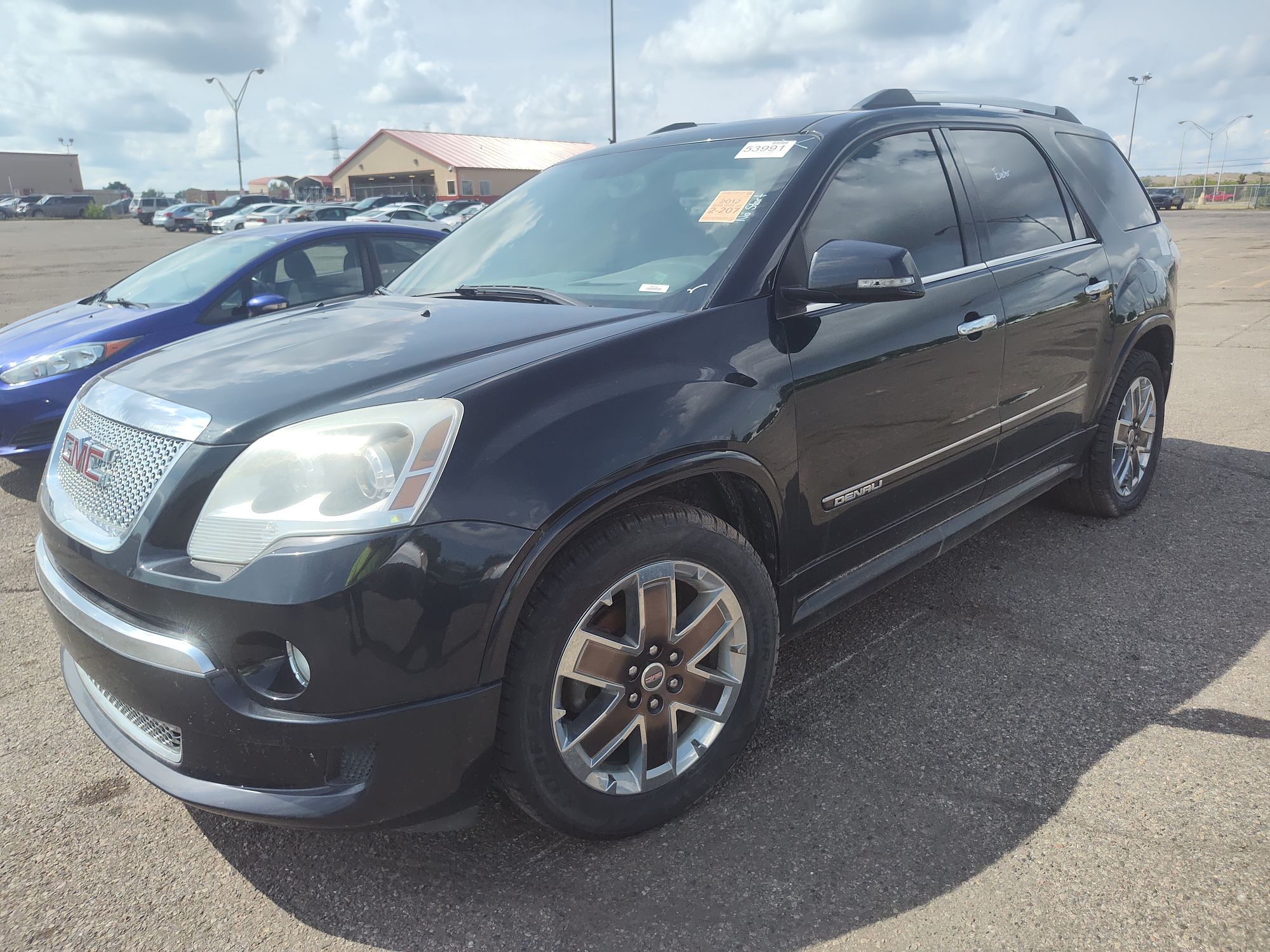2012 GMC ACADIA - Image 1