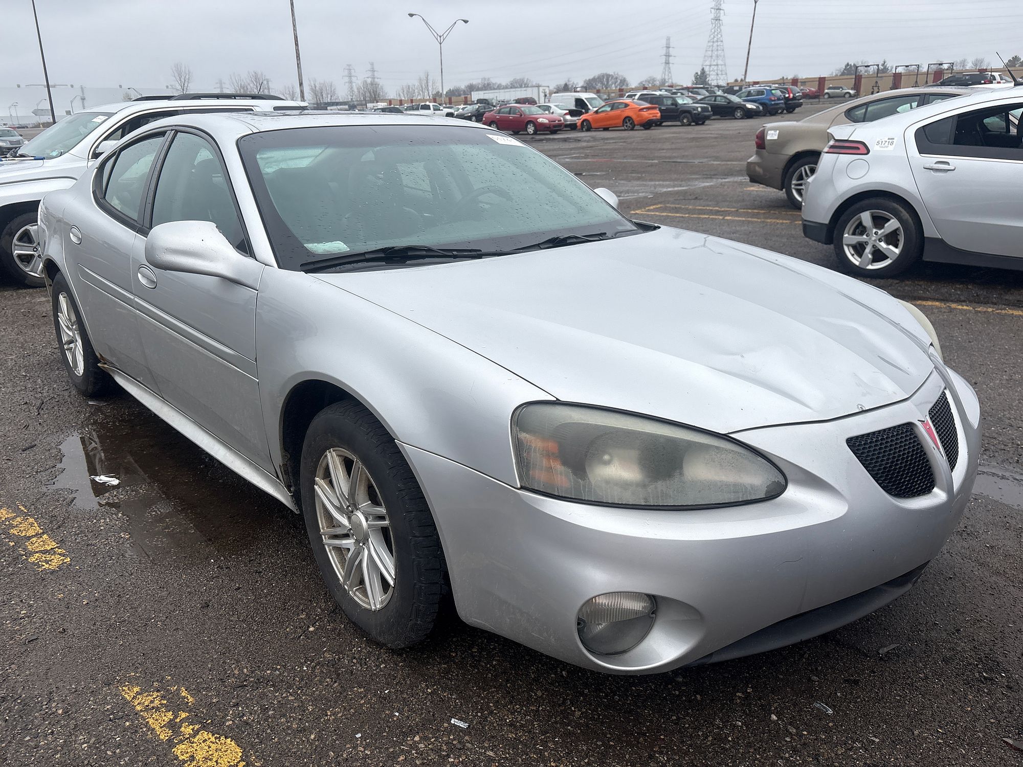 2004 PONTIAC GRAND PRIX - Image 2