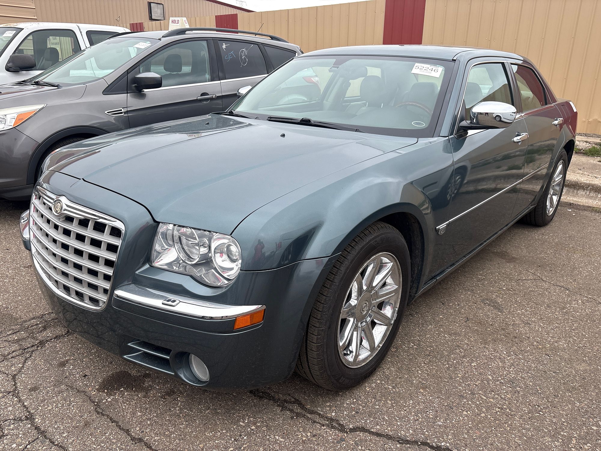 2005 Chrysler 300's photo