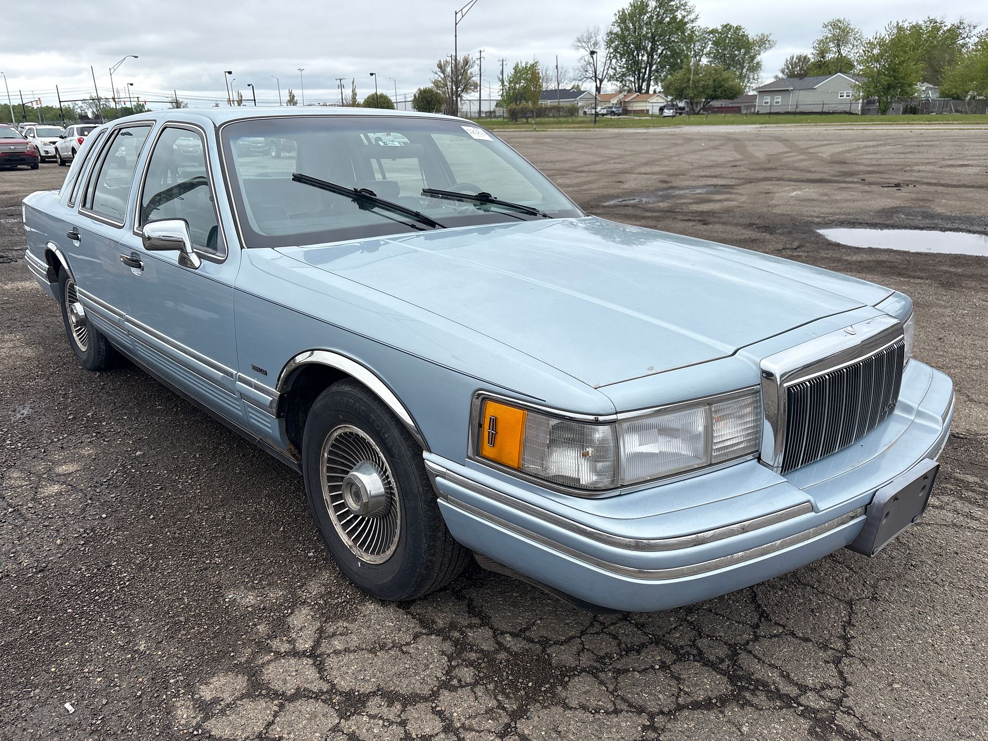 1991 LINCOLN TOWN CAR - Image 2