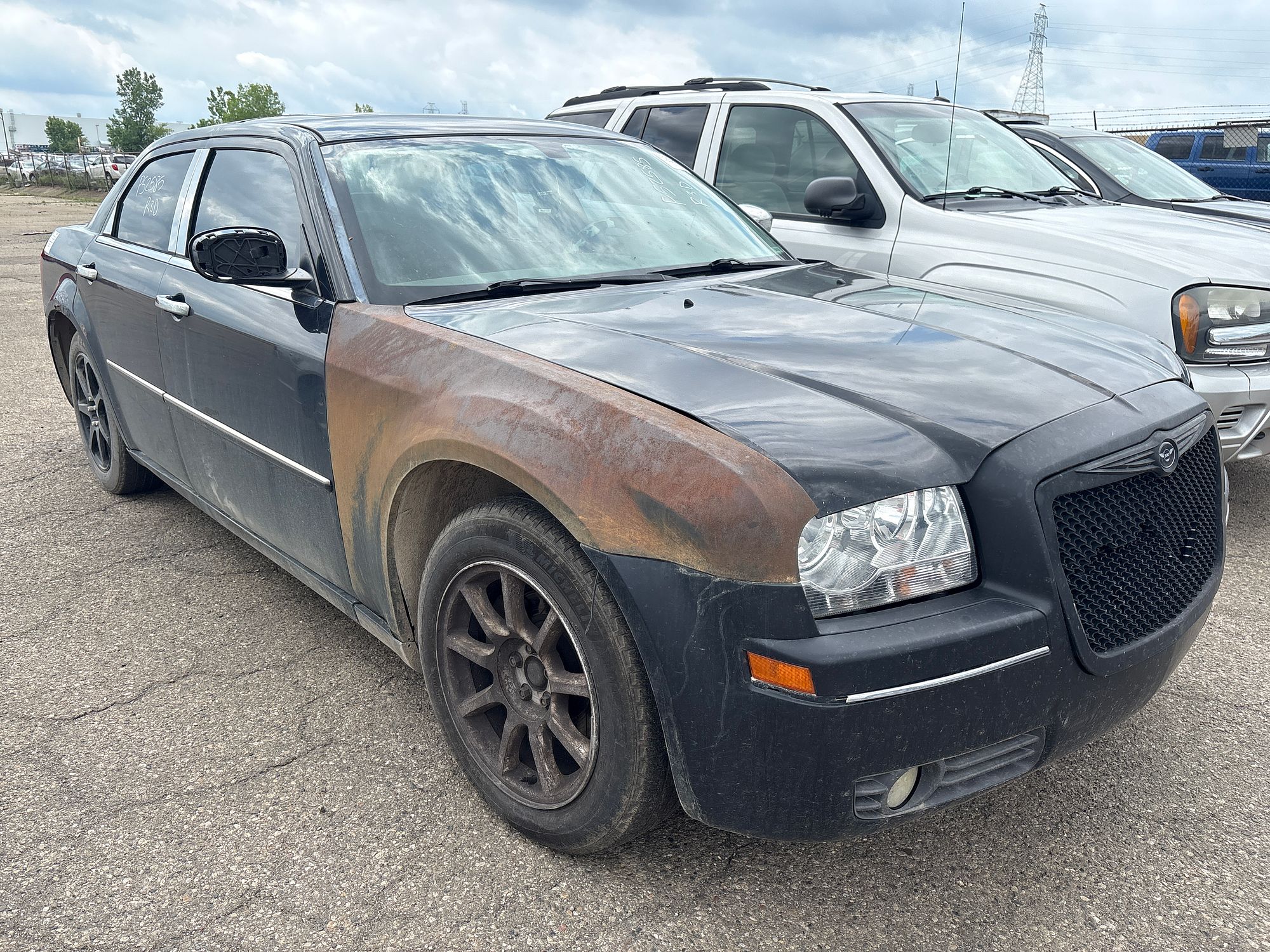 2009 CHRYSLER 300 - Image 2