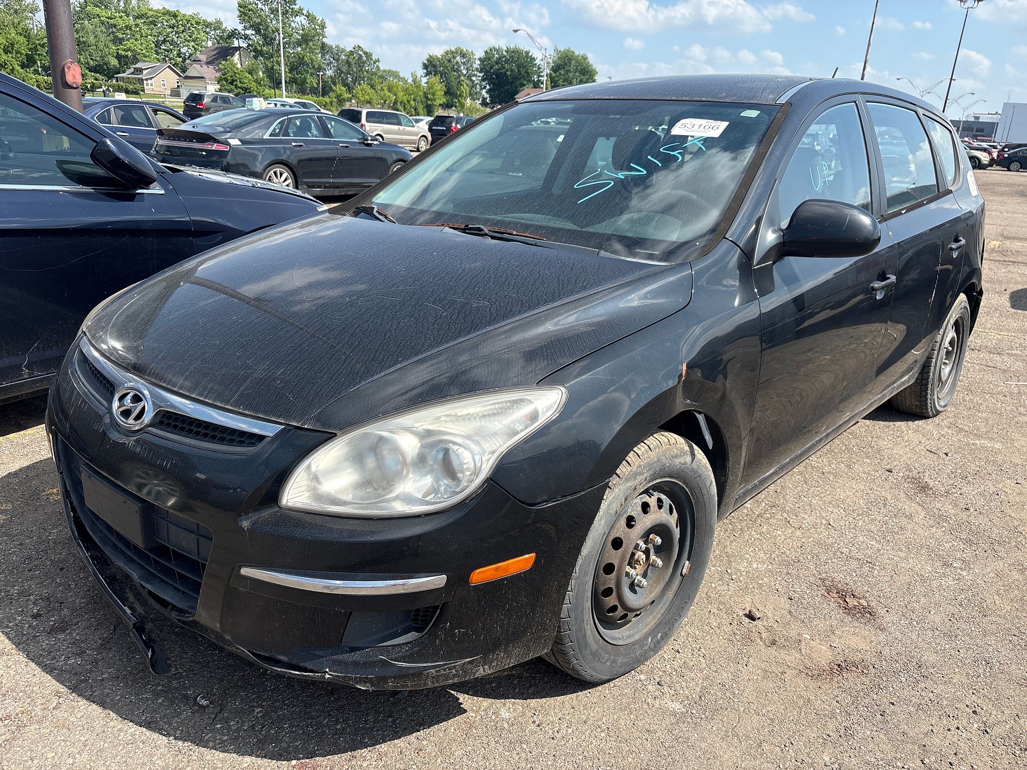 2011 HYUNDAI ELANTRA - Image 1