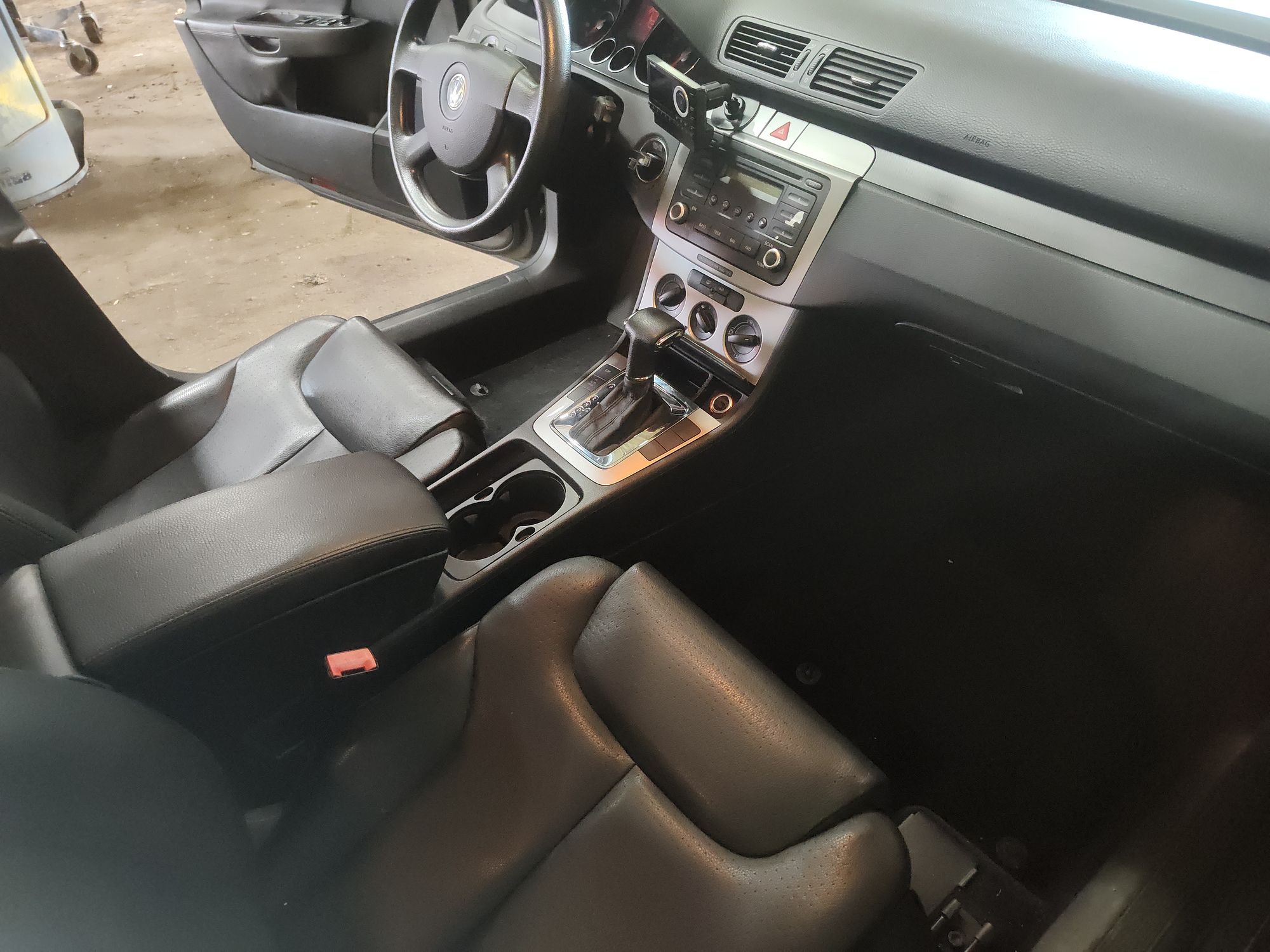 2006 VOLKSWAGEN PASSAT - Image 7
