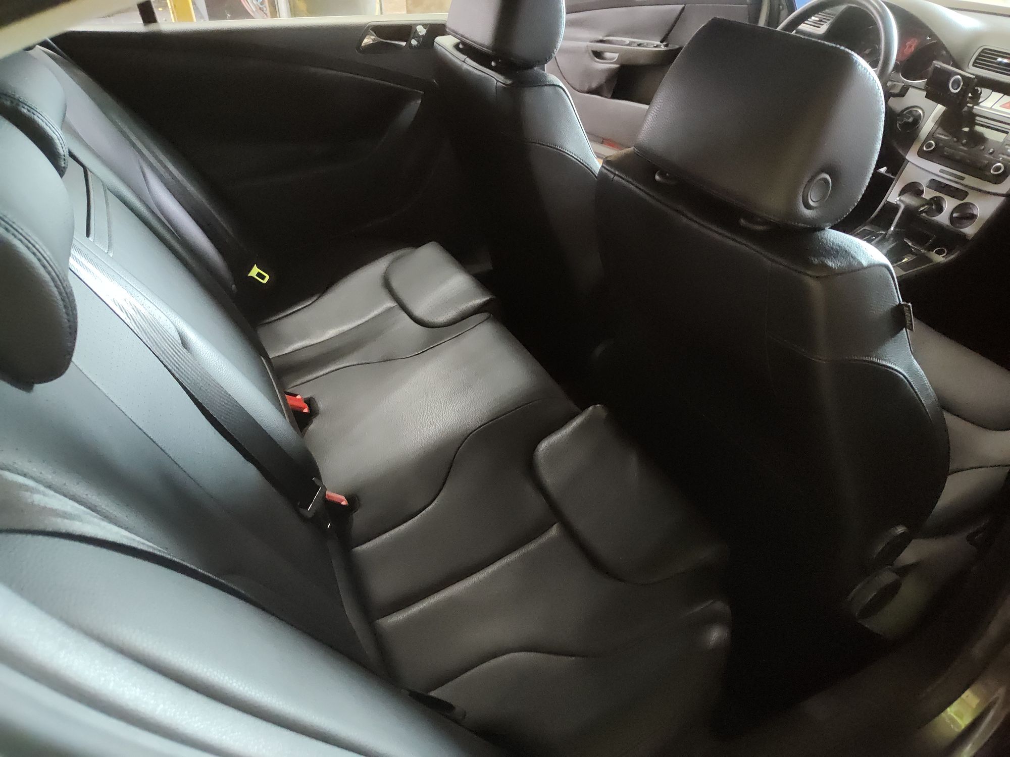 2006 VOLKSWAGEN PASSAT - Image 6