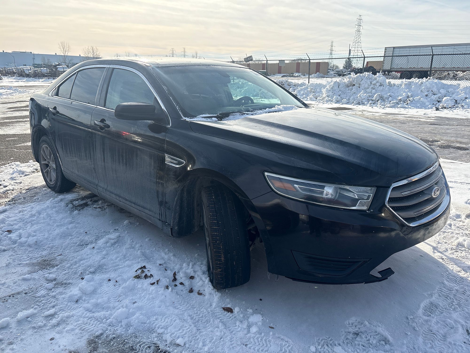 2014 FORD TAURUS - Image 2