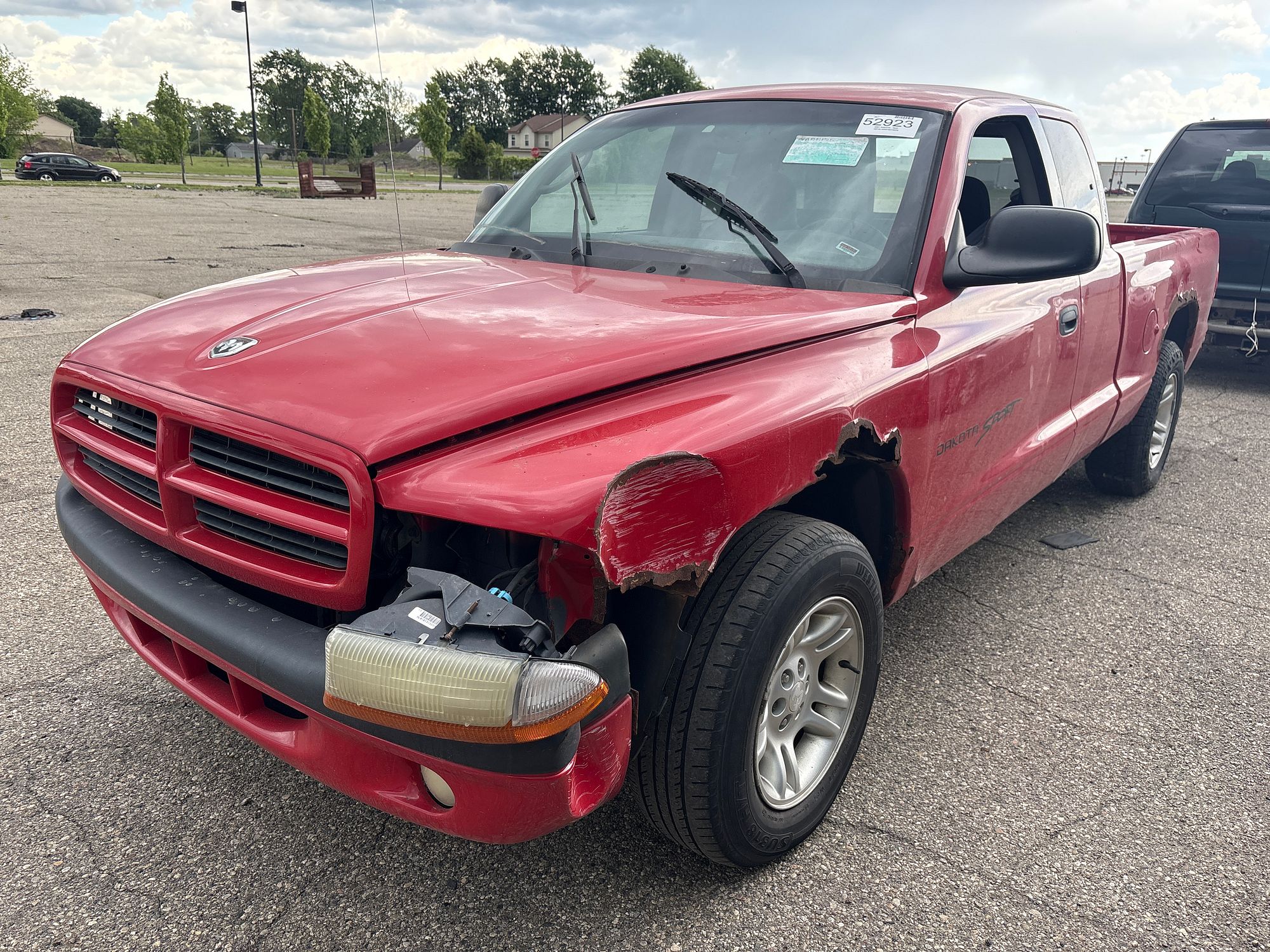 2001 DODGE DAKOTA - Image 1