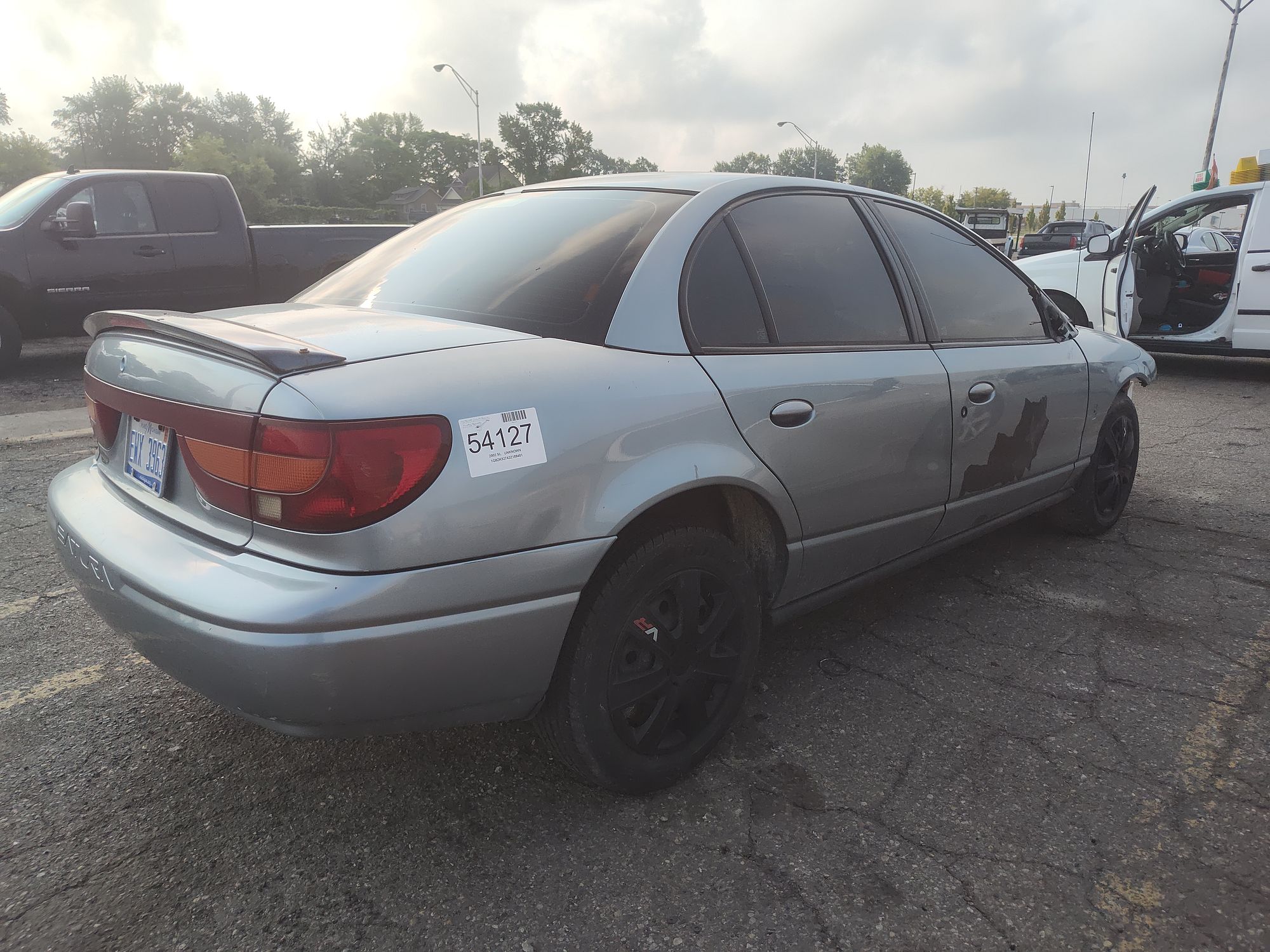 2002 SATURN L SERIES SEDAN - Image 3