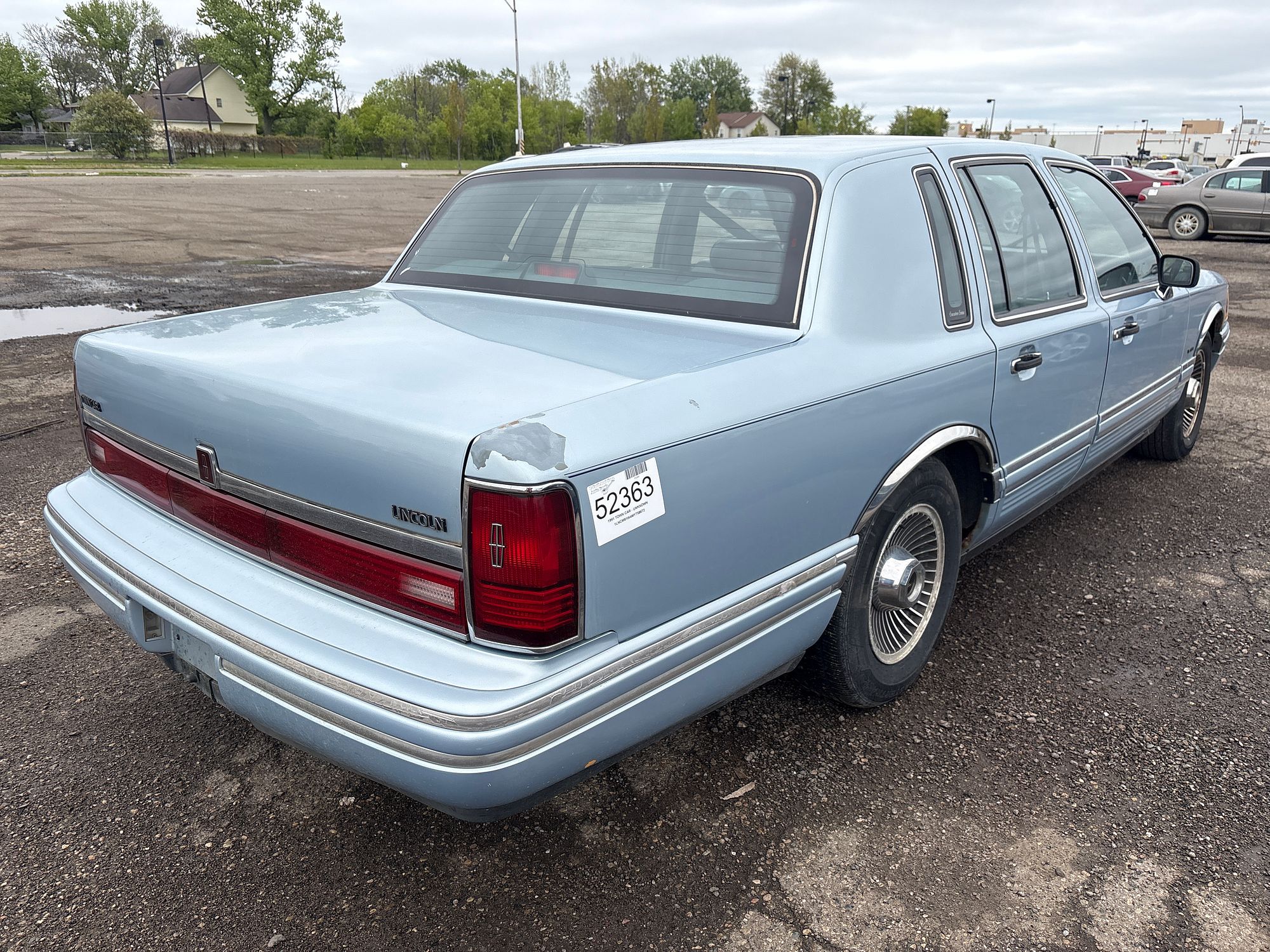 1991 LINCOLN TOWN CAR - Image 3