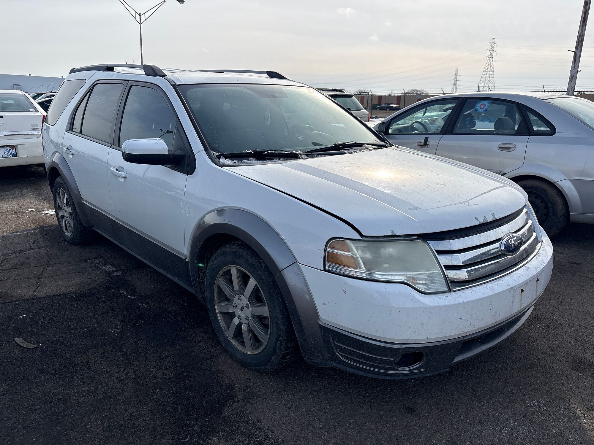 2008 FORD TAURUS X - Image 2