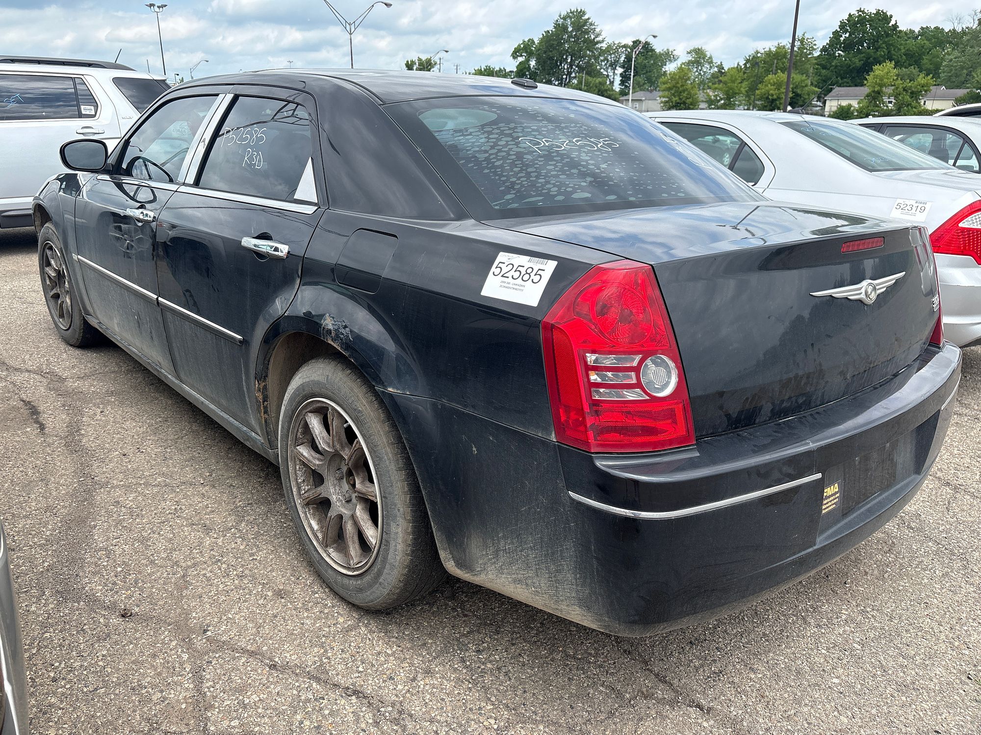 2009 CHRYSLER 300 - Image 4