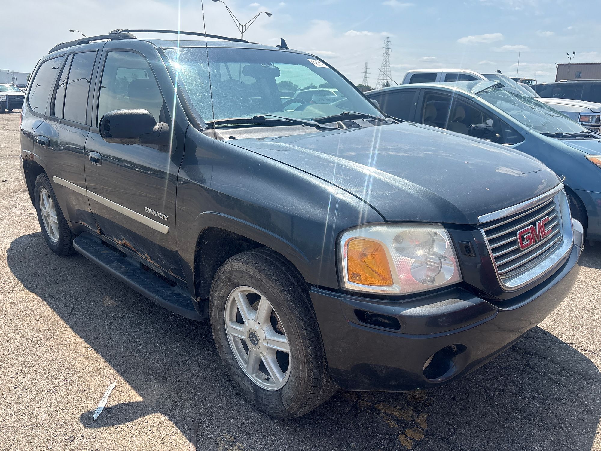 2006 GMC ENVOY - Image 2