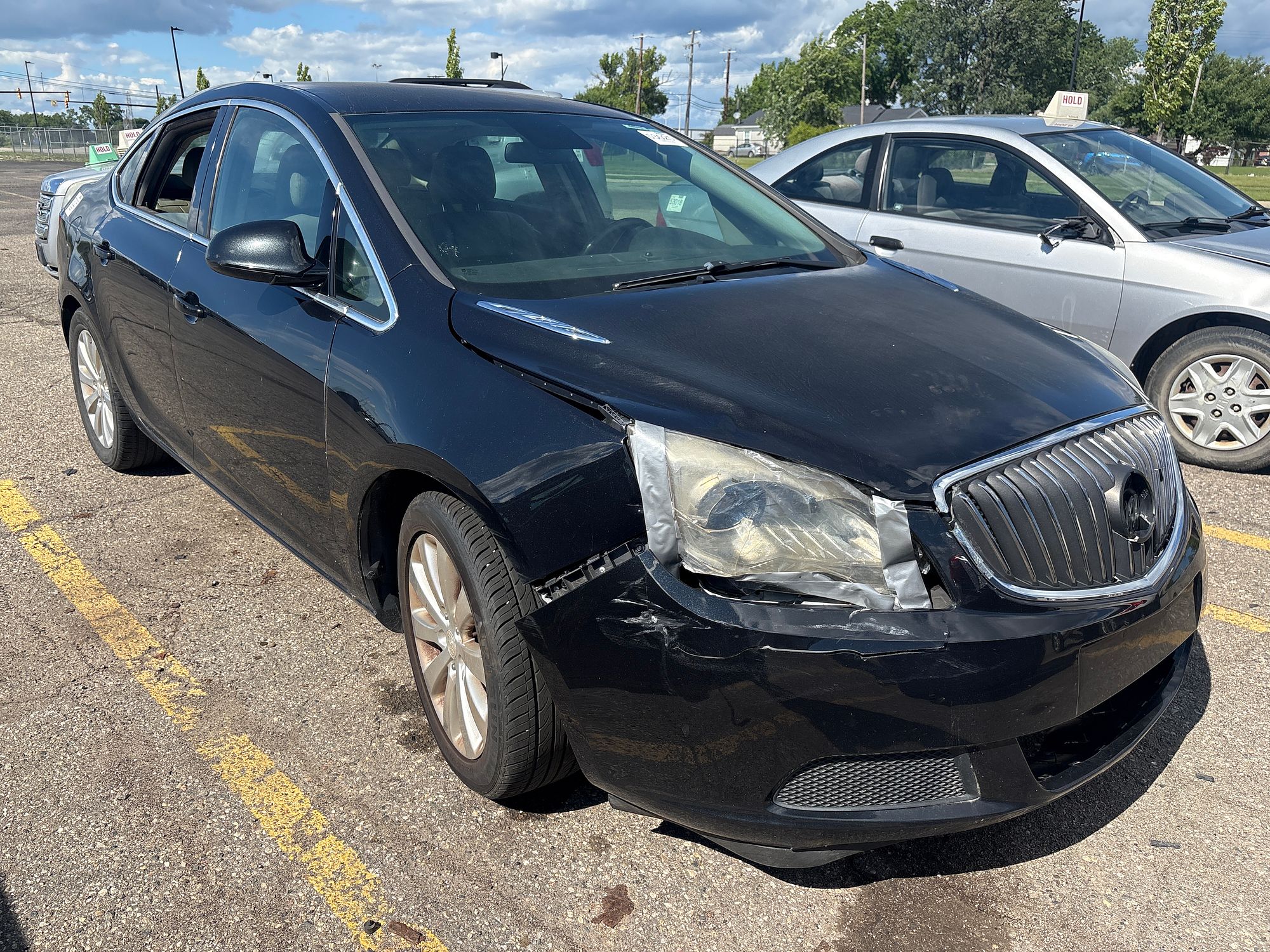 2015 BUICK VERANO - Image 2