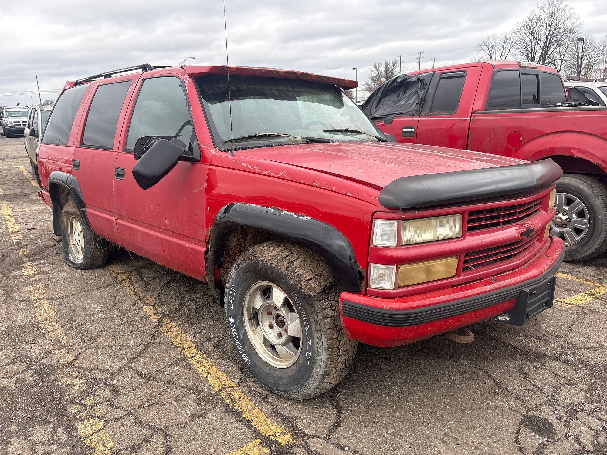1995 CHEVROLET TAHOE - Image 2
