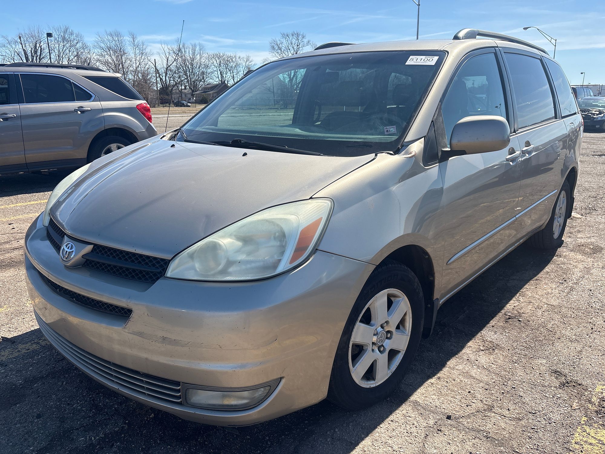 2004 TOYOTA SIENNA - Image 1