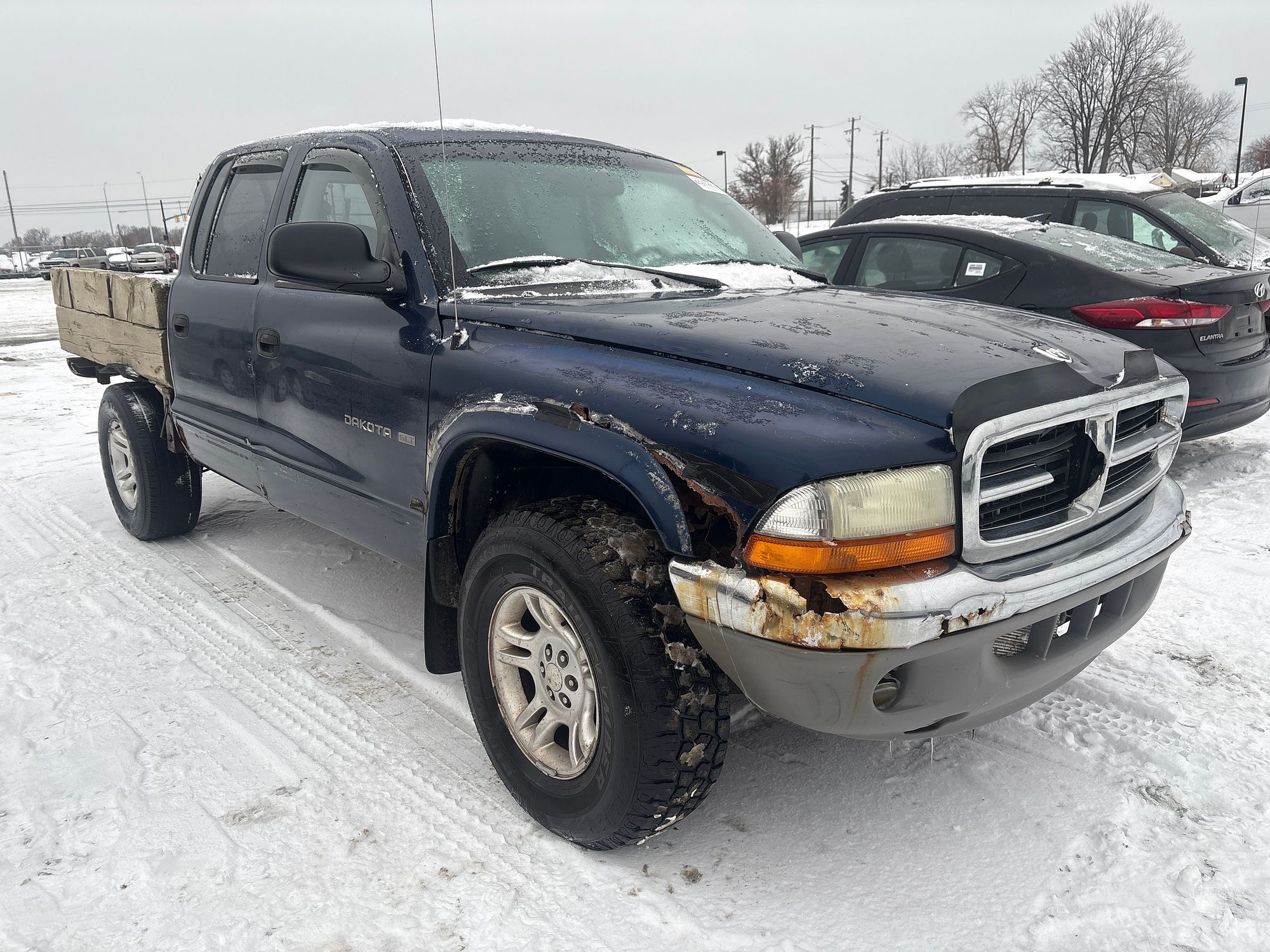 2001 DODGE DAKOTA - Image 2