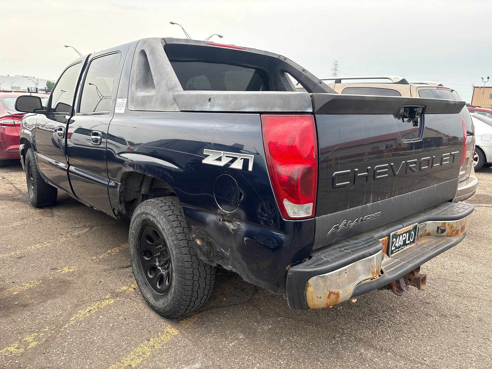 2004 CHEVROLET AVALANCHE 1500 - Image 4
