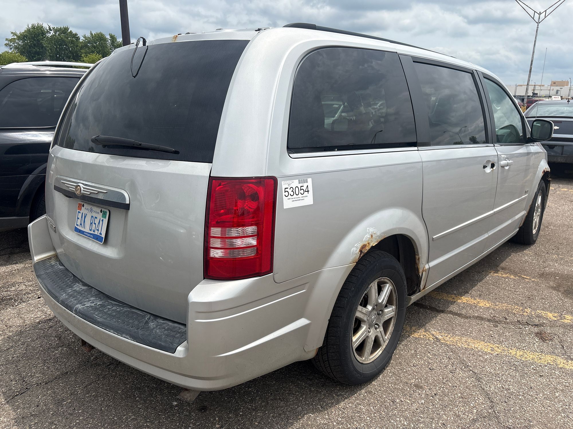 2008 CHRYSLER TOWN COUNTRY - Image 3