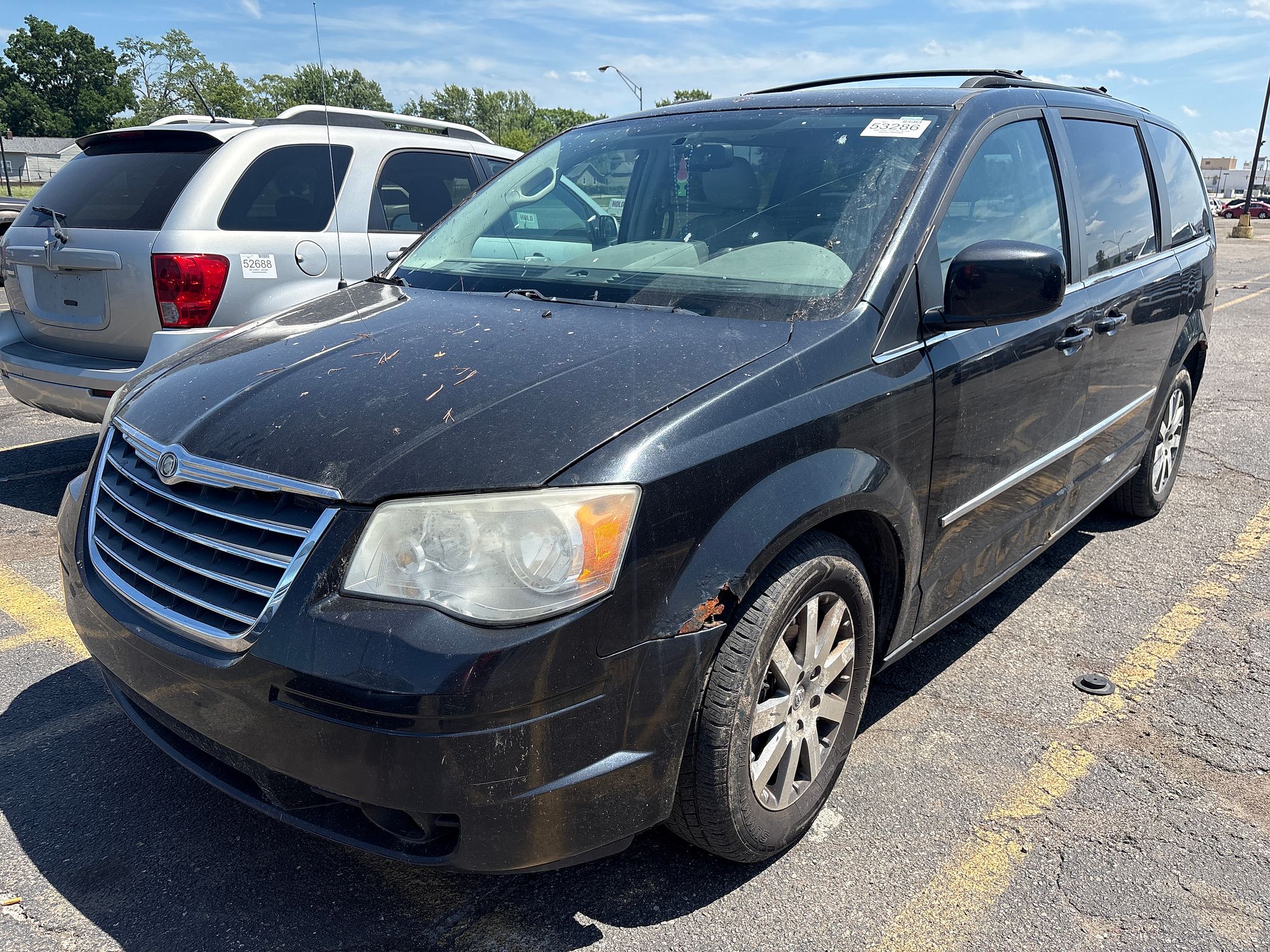 2009 CHRYSLER TOWN COUNTRY - Image 1