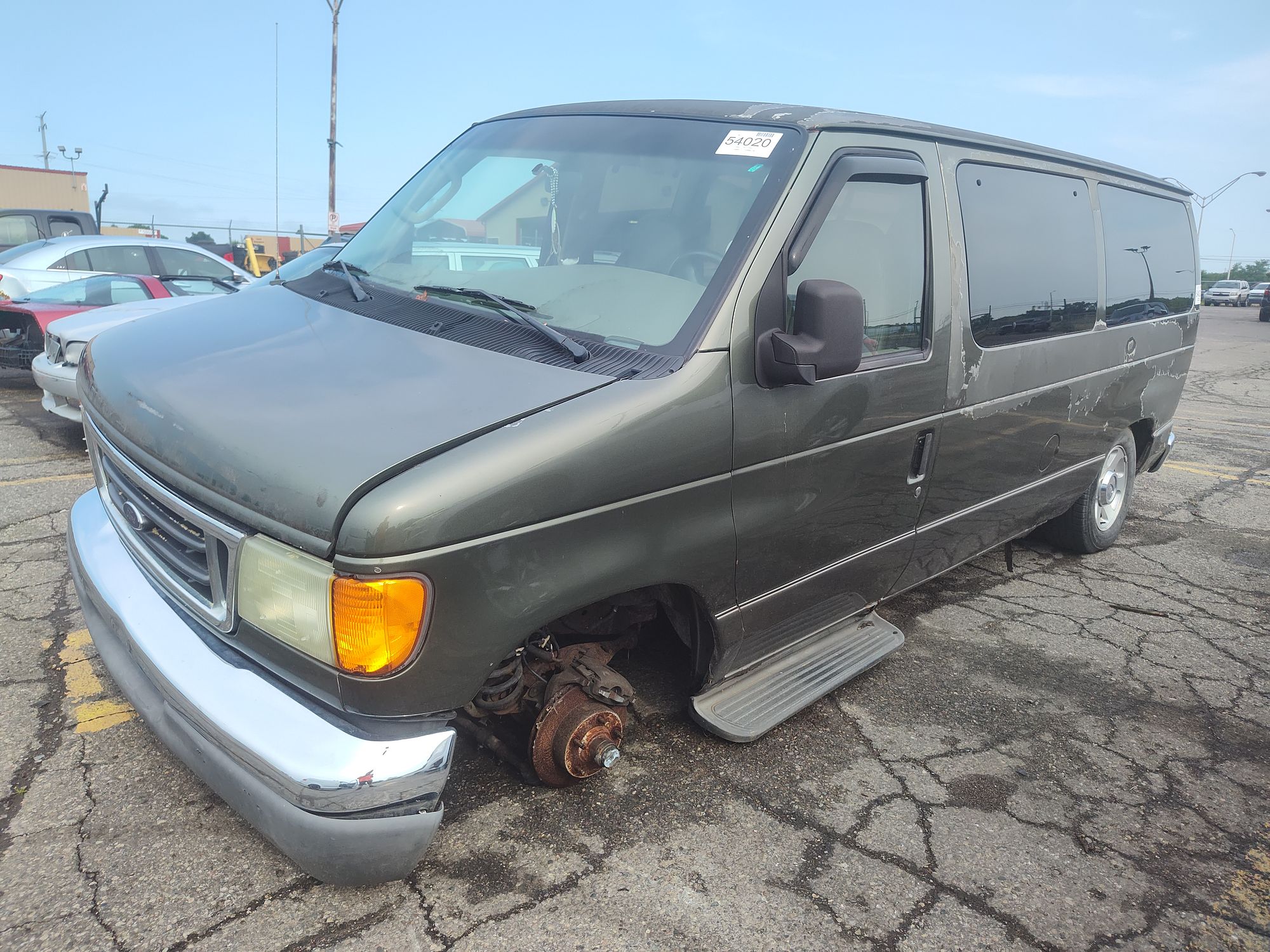 2003 FORD E150 - Image 1
