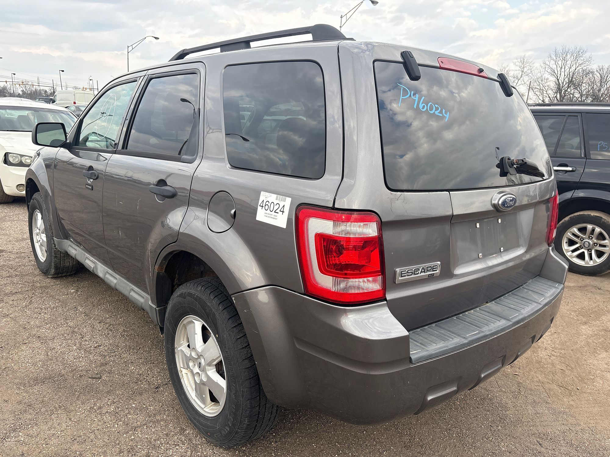 2009 FORD ESCAPE - Image 4
