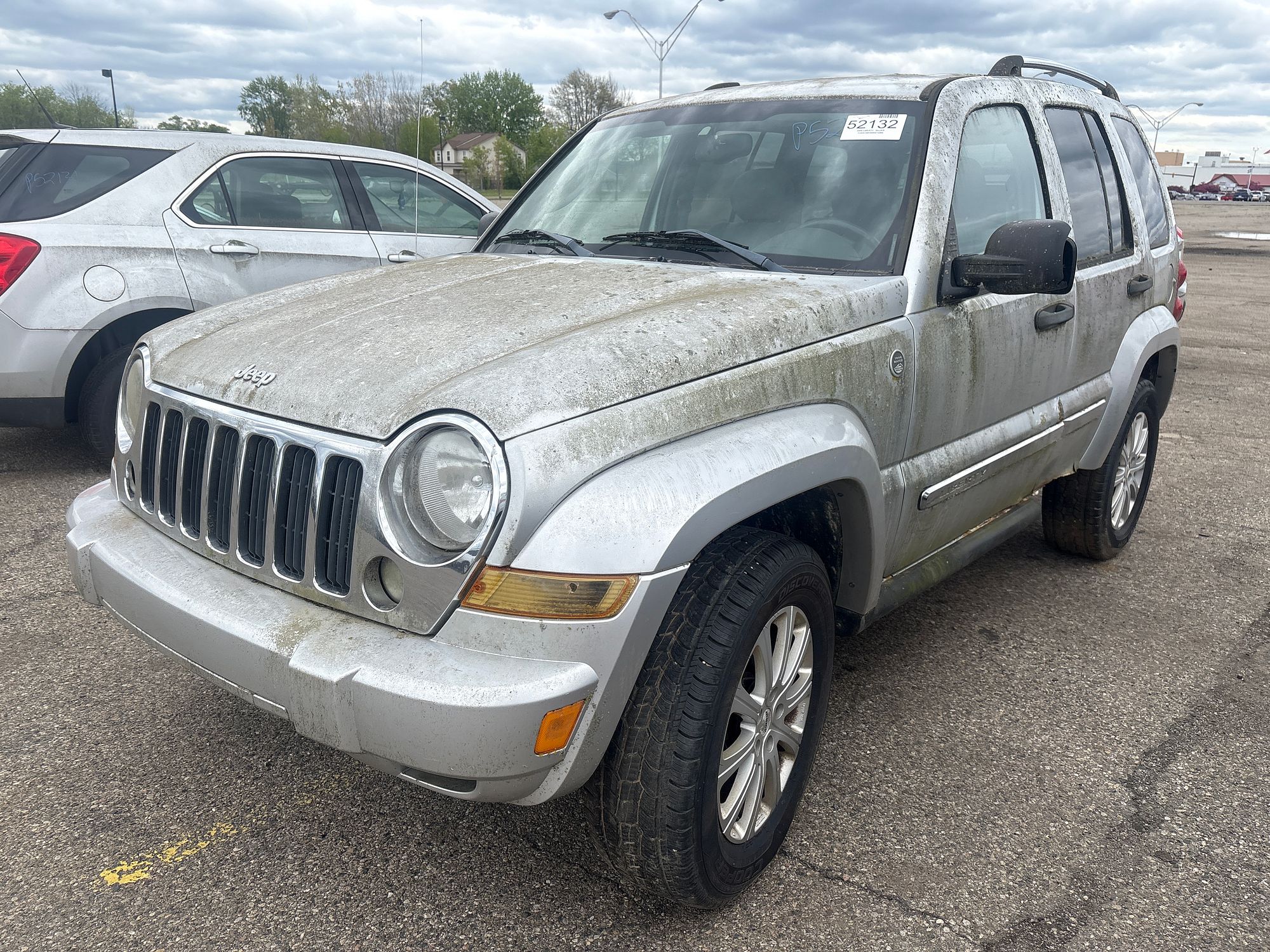 2005 JEEP LIBERTY - Image 1