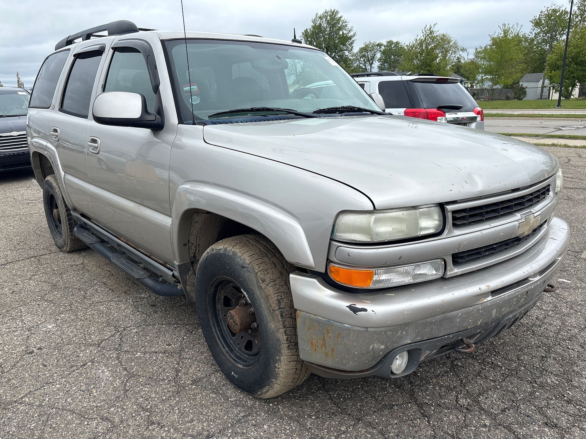 2004 CHEVROLET TAHOE - Image 2