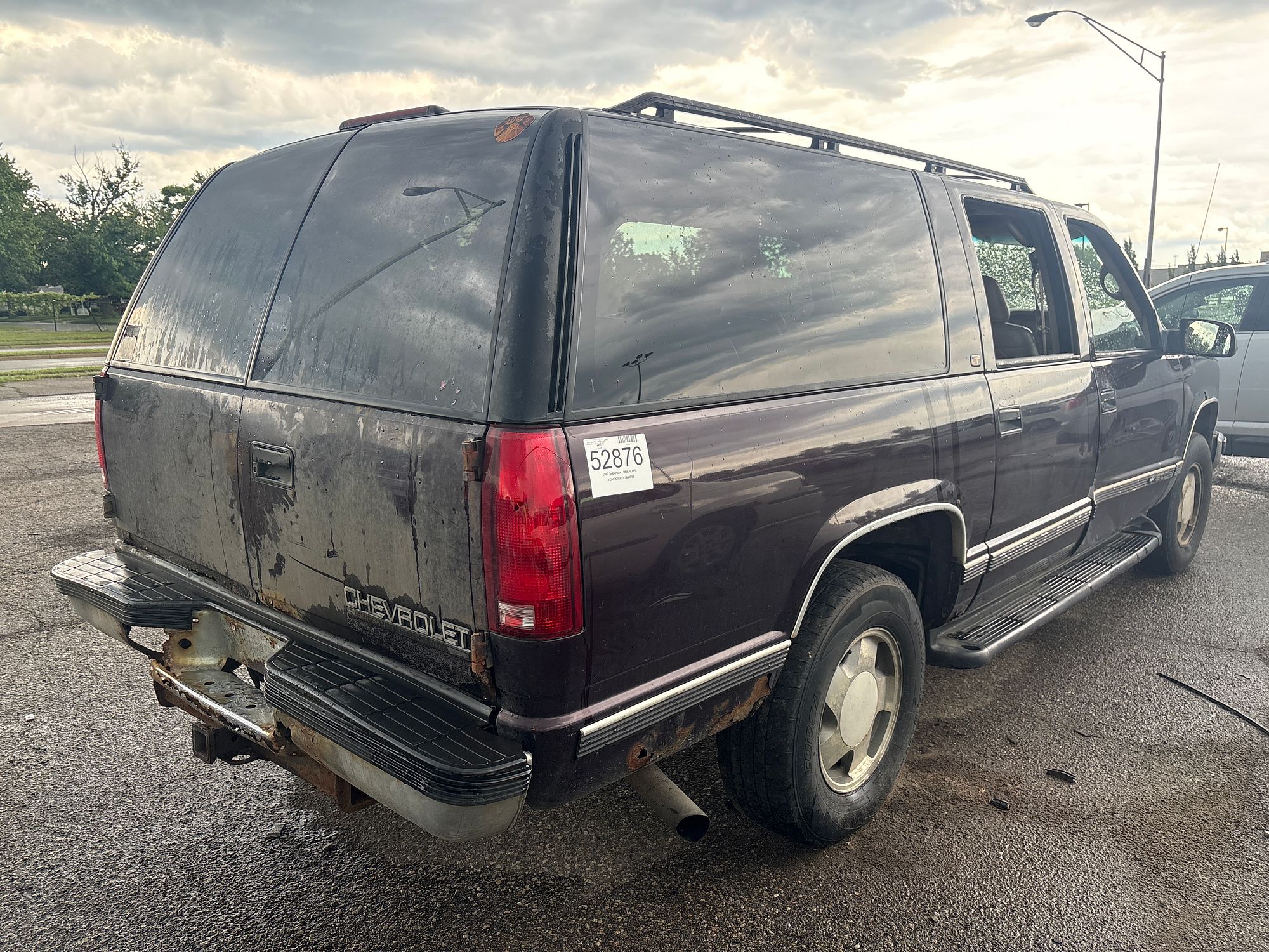 1997 CHEVROLET SUBURBAN 1500 - Image 3