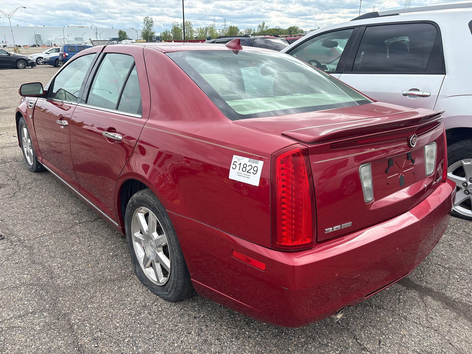 2009 CADILLAC STS - Image 4