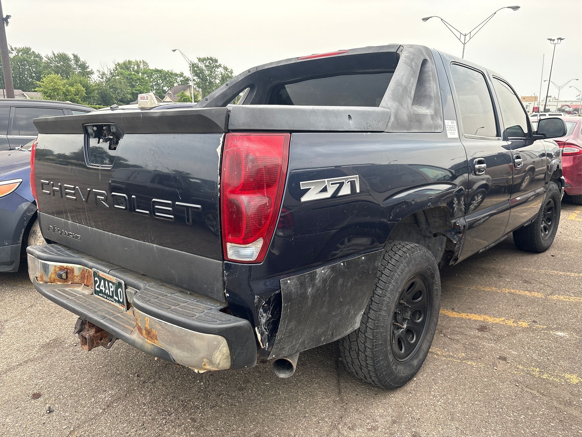 2004 CHEVROLET AVALANCHE 1500 - Image 3