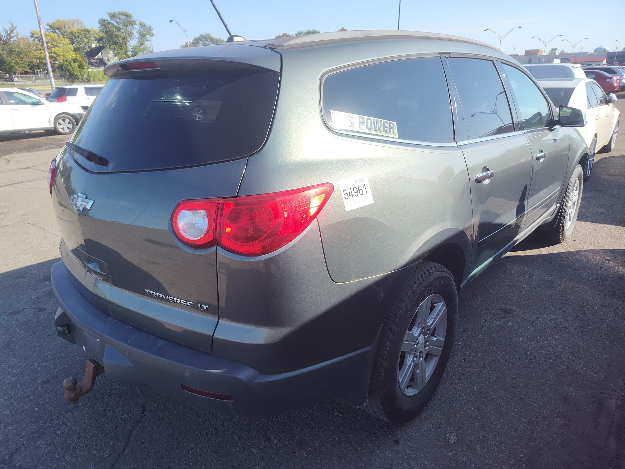 2011 CHEVROLET TRAVERSE - Image 3