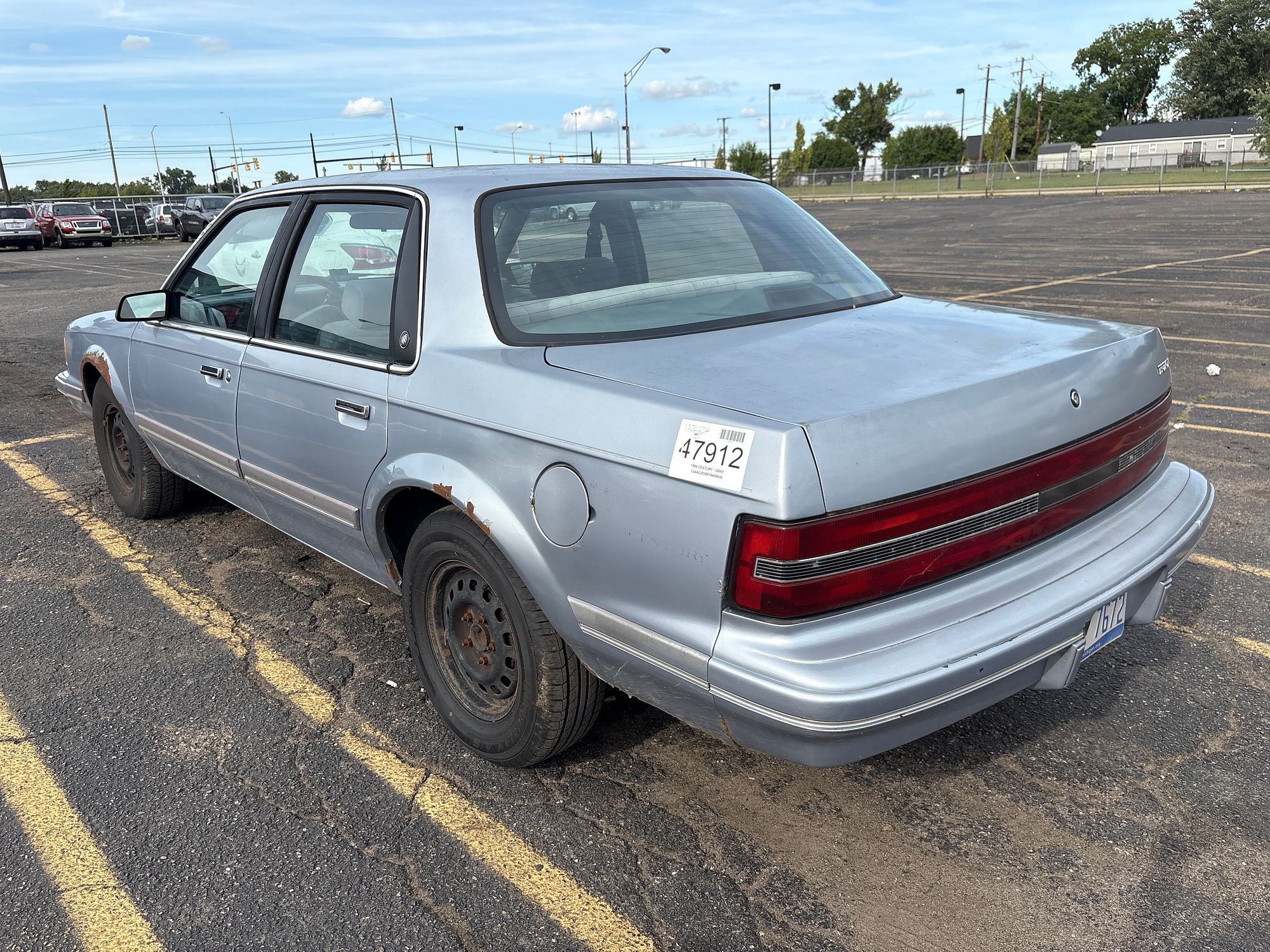 1996 BUICK CENTURY - Image 4