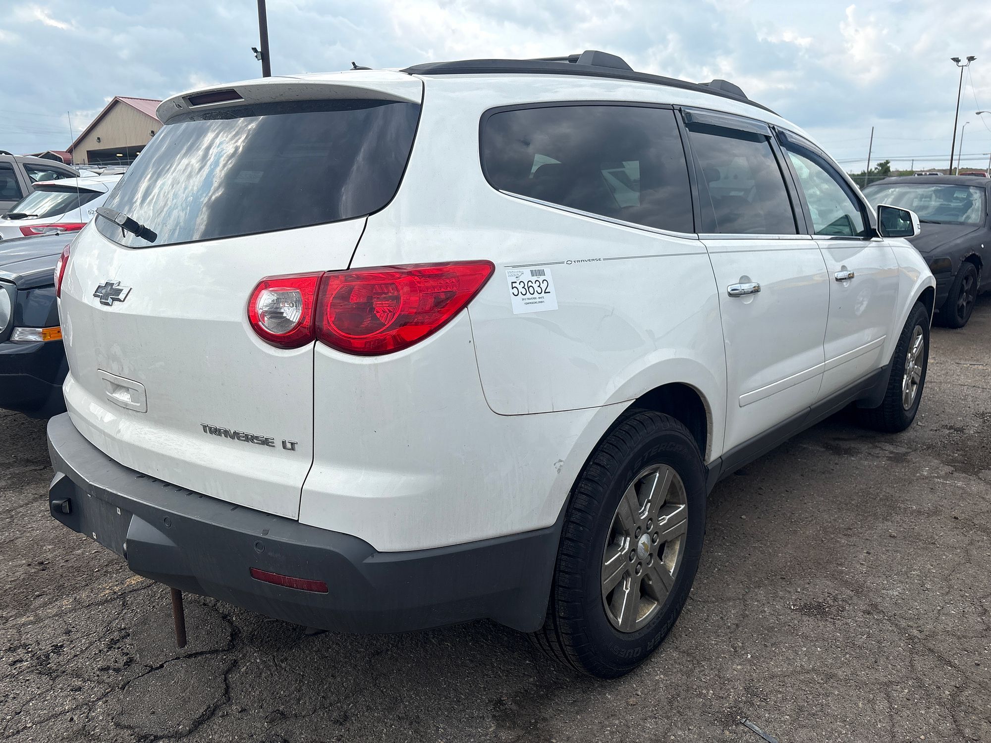 2012 CHEVROLET TRAVERSE - Image 3