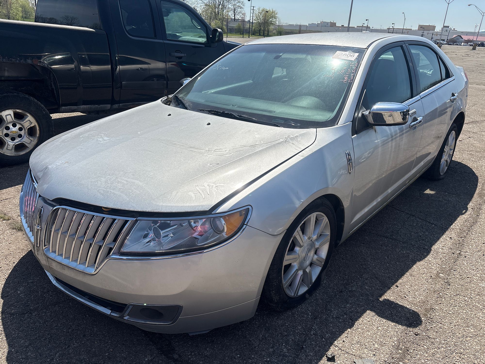 2011 LINCOLN MKZ - Image 1