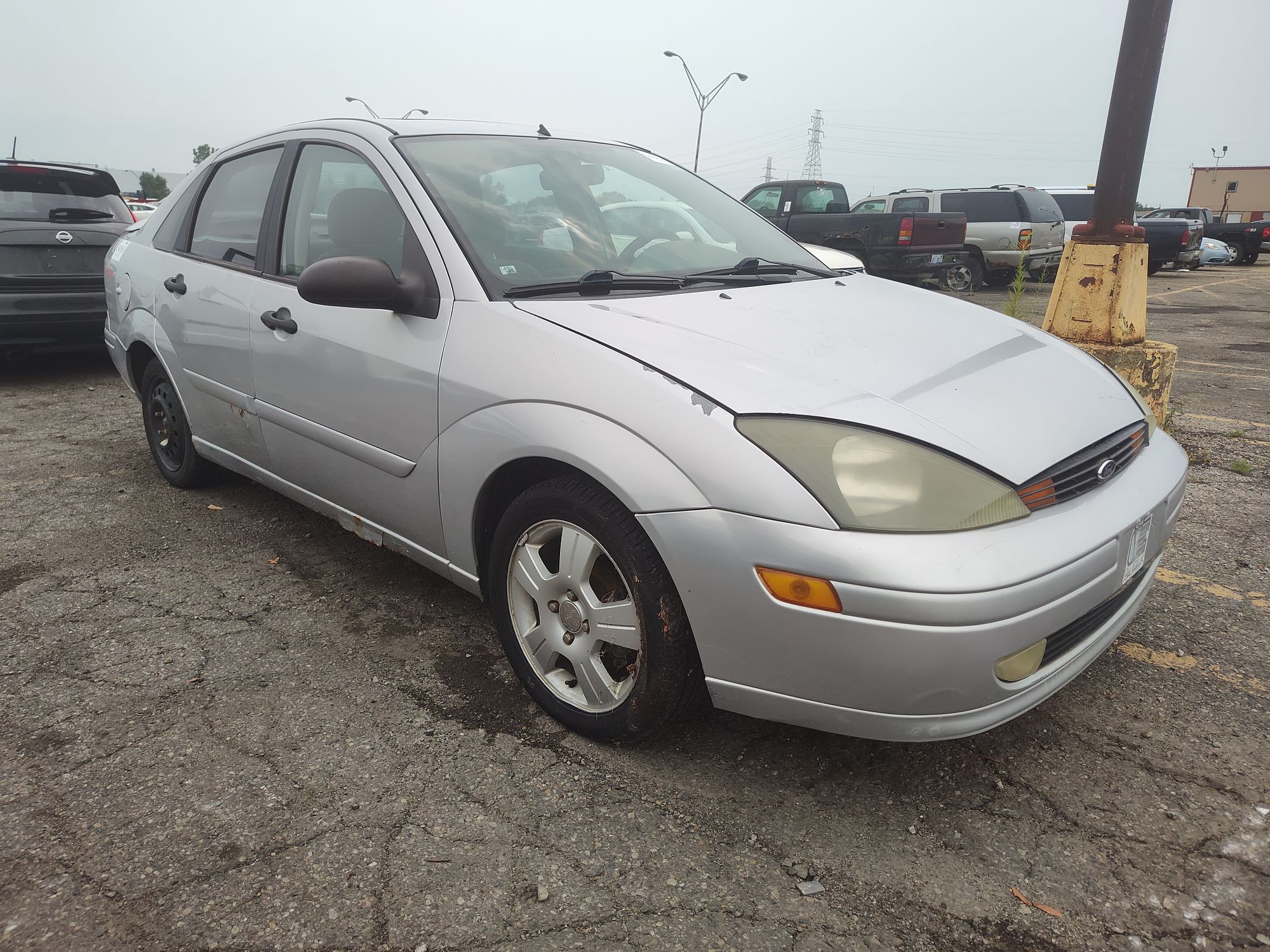 2003 FORD FOCUS - Image 2