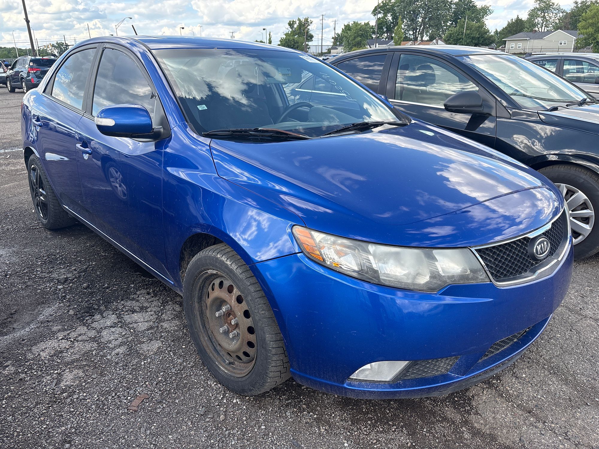 2010 KIA FORTE - Image 2