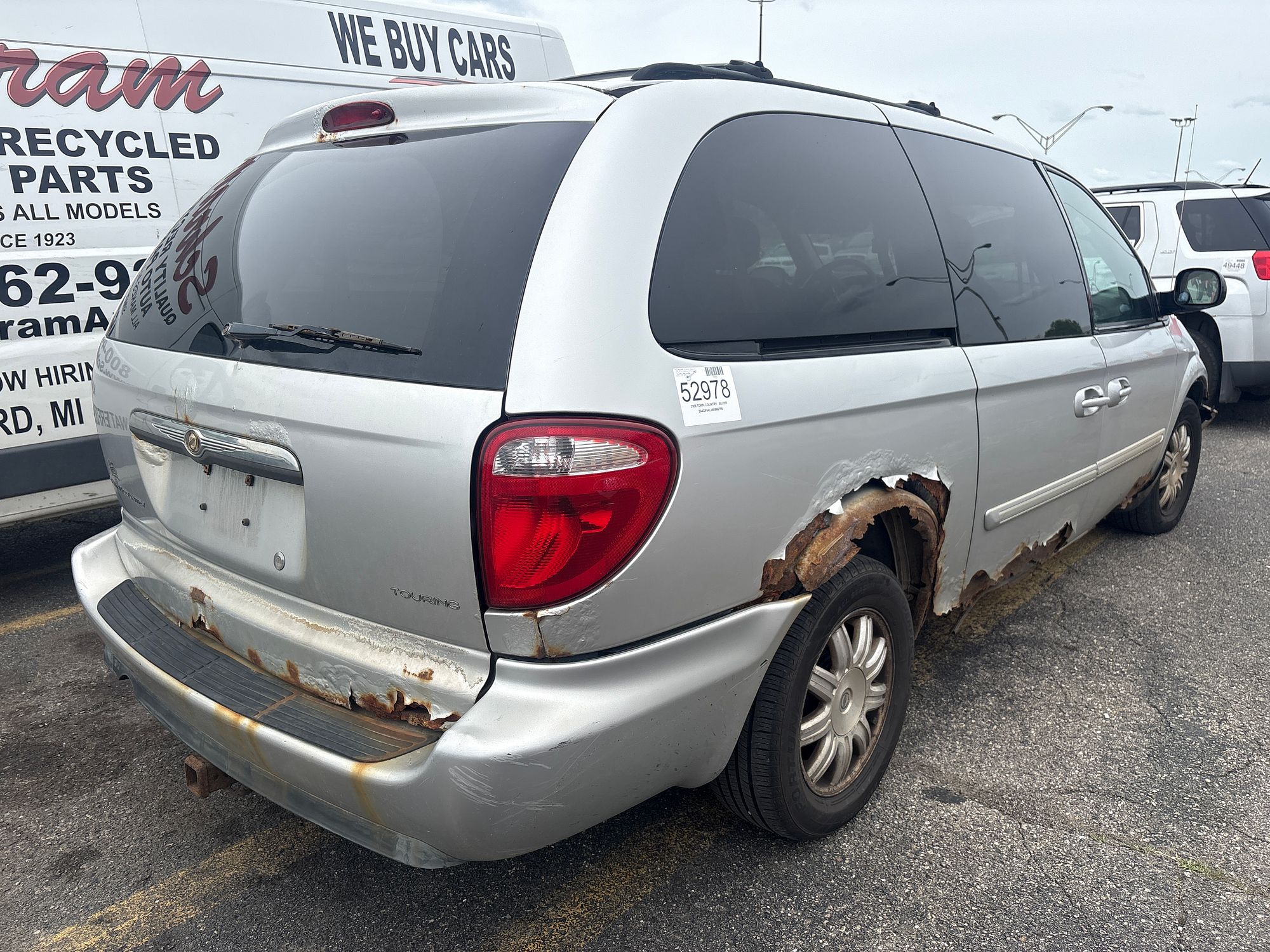 2006 CHRYSLER TOWN COUNTRY - Image 3