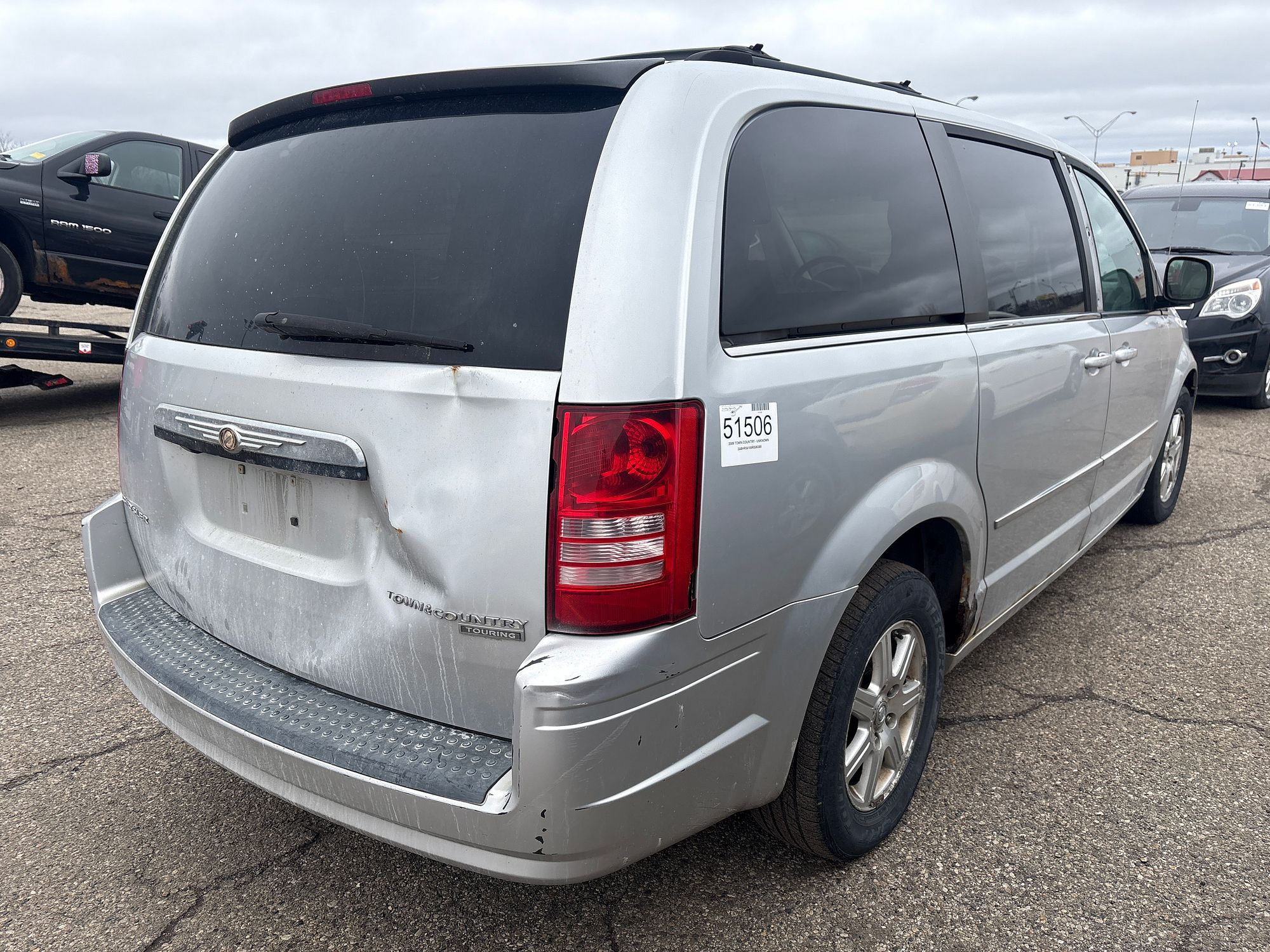 2009 CHRYSLER TOWN COUNTRY - Image 3