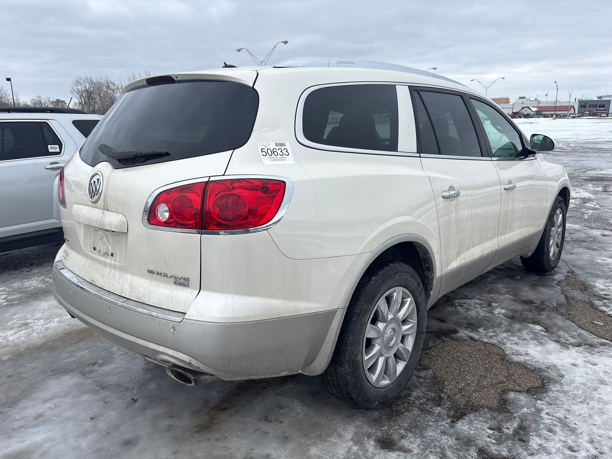 2011 BUICK ENCLAVE - Image 3
