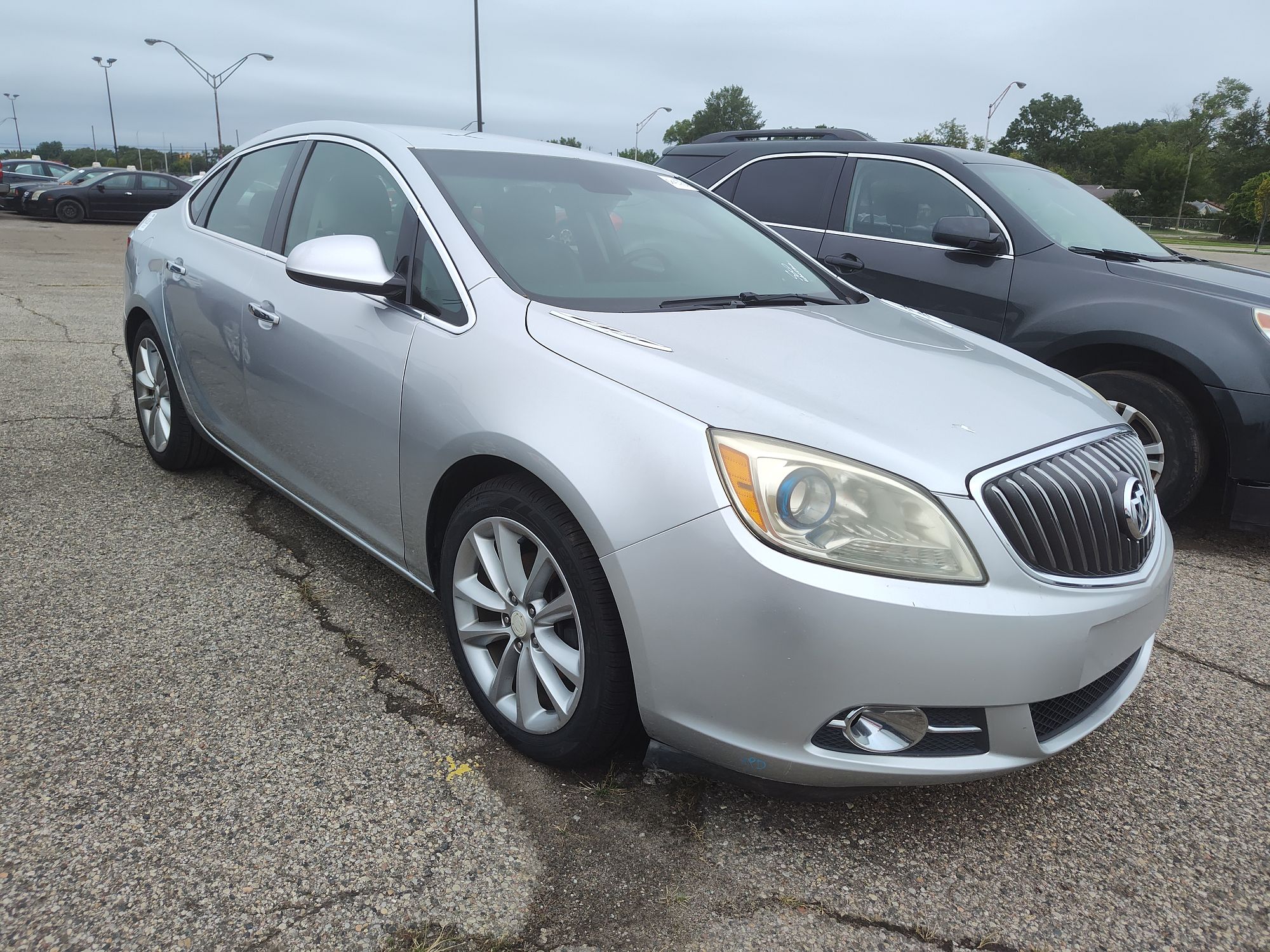 2013 BUICK VERANO - Image 2