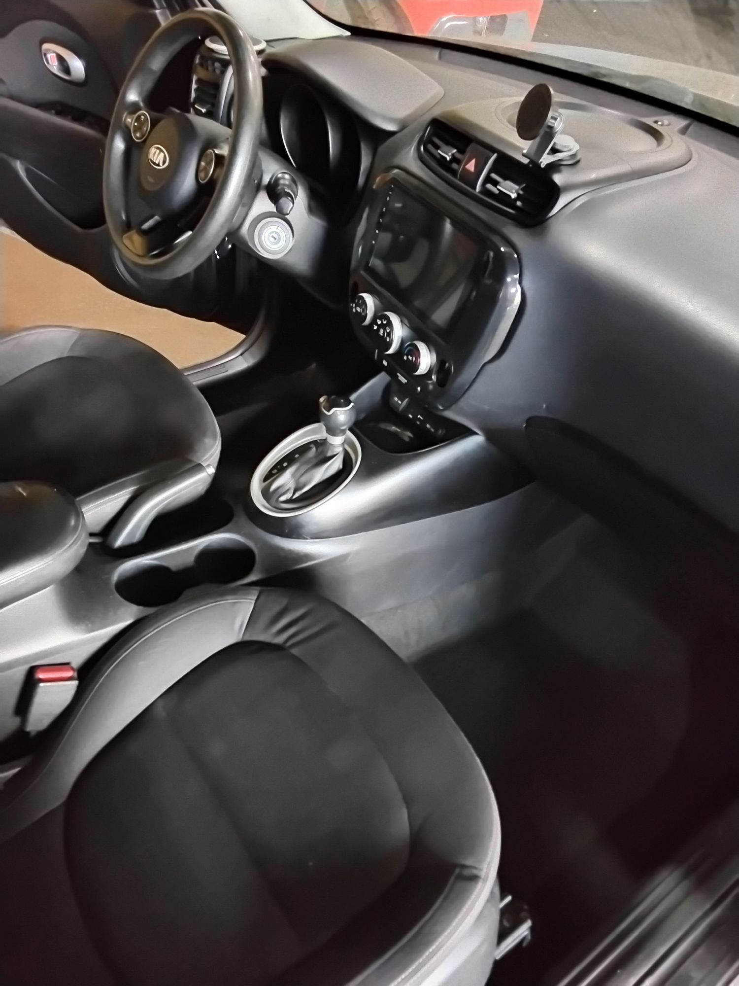 2015 KIA SOUL - Image 7