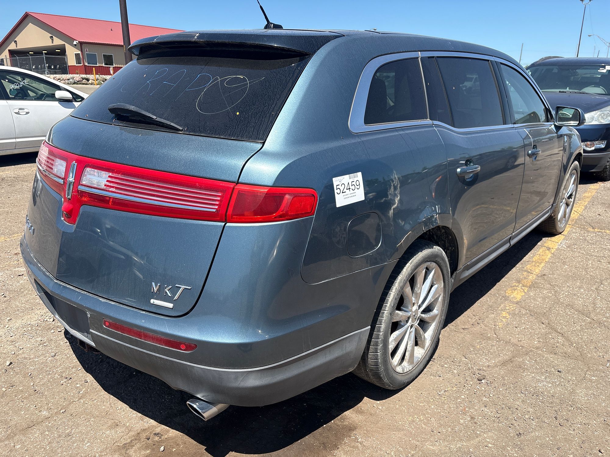 2010 LINCOLN MKT - Image 3