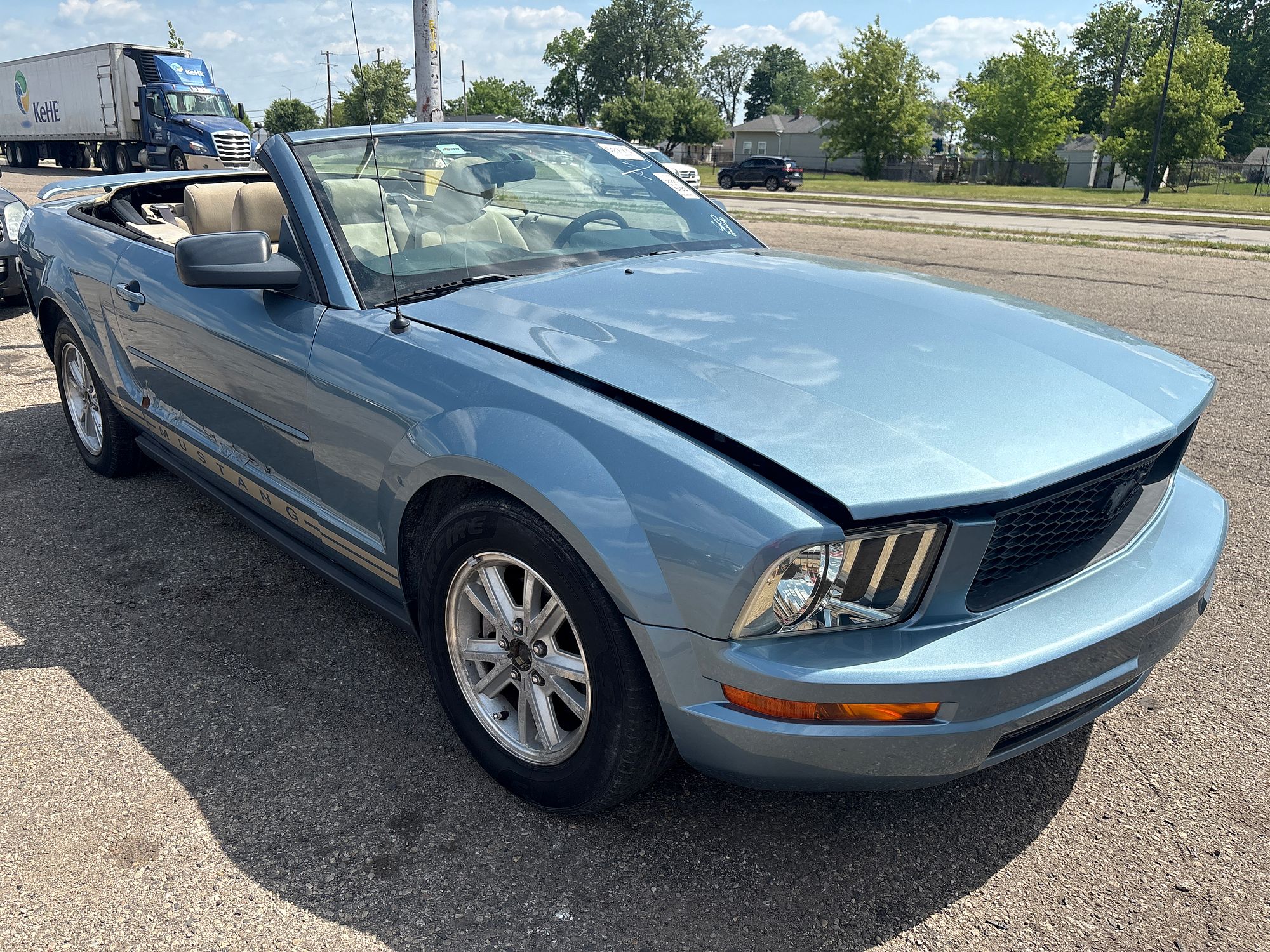2005 FORD MUSTANG - Image 2