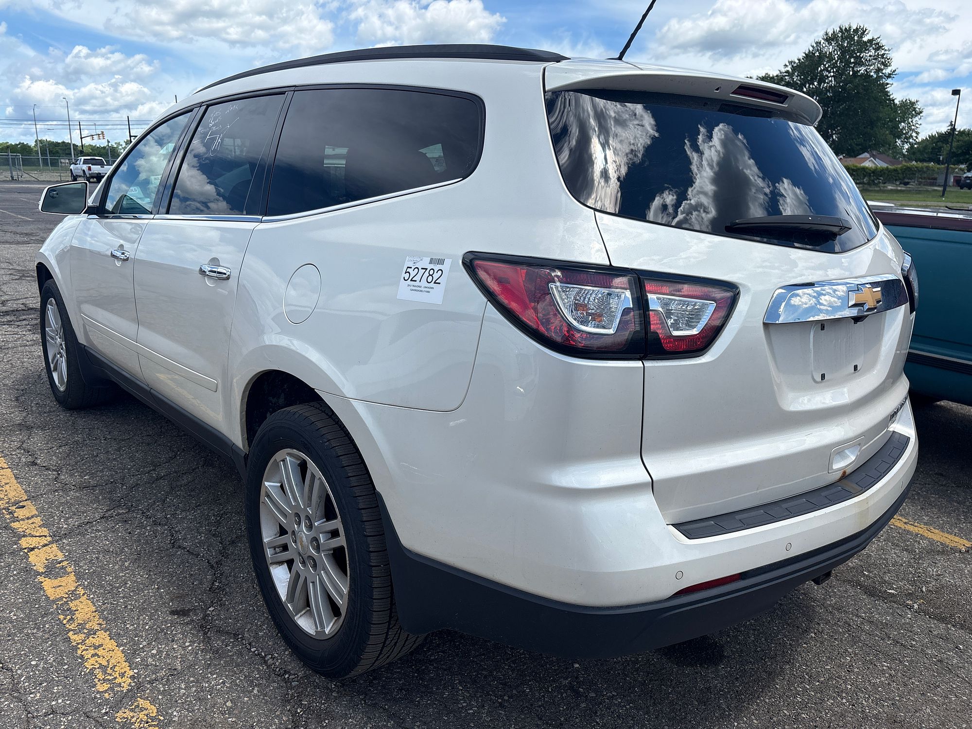 2013 CHEVROLET TRAVERSE - Image 4