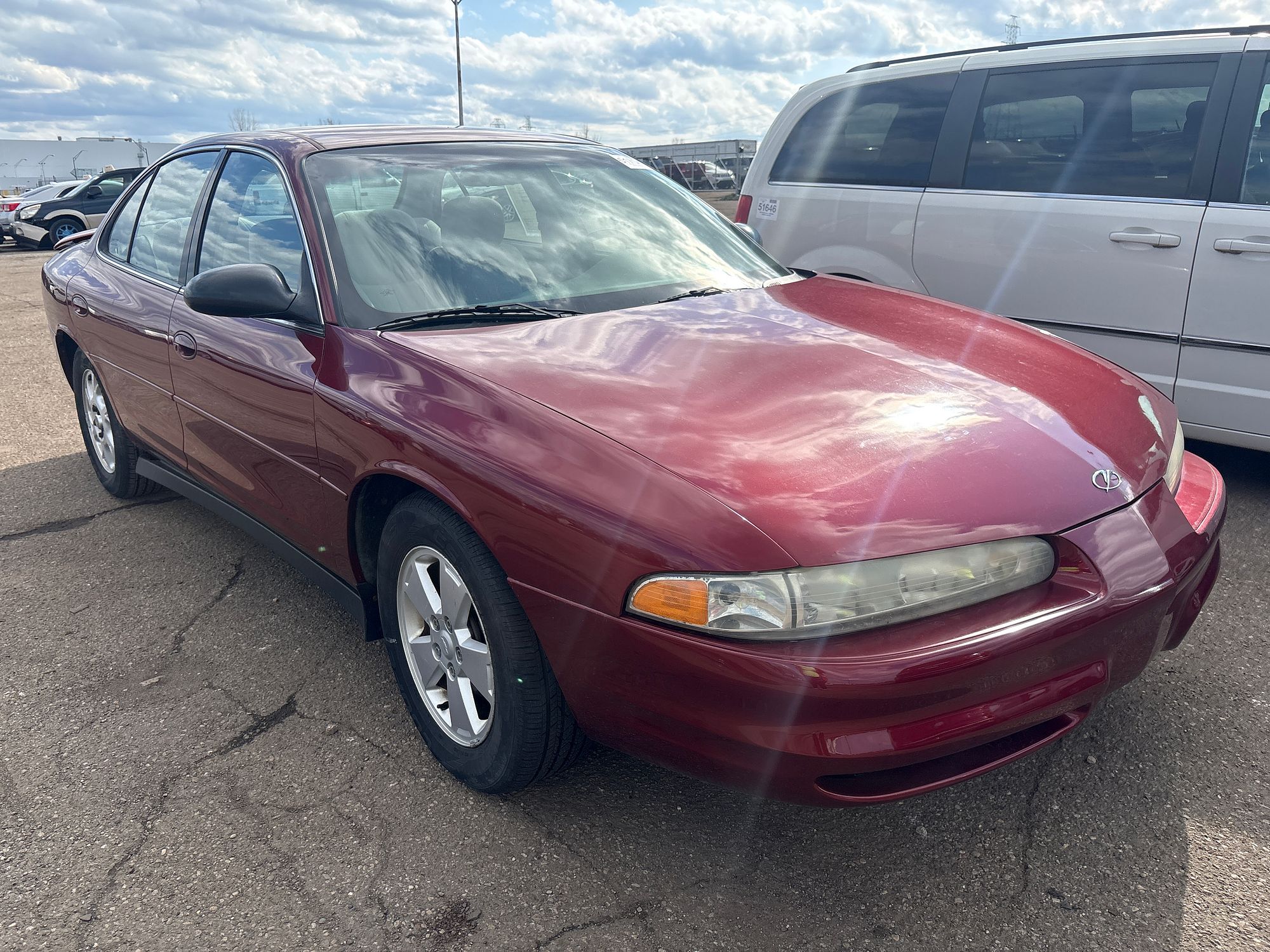 2002 OLDSMOBILE INTRIGUE - Image 2