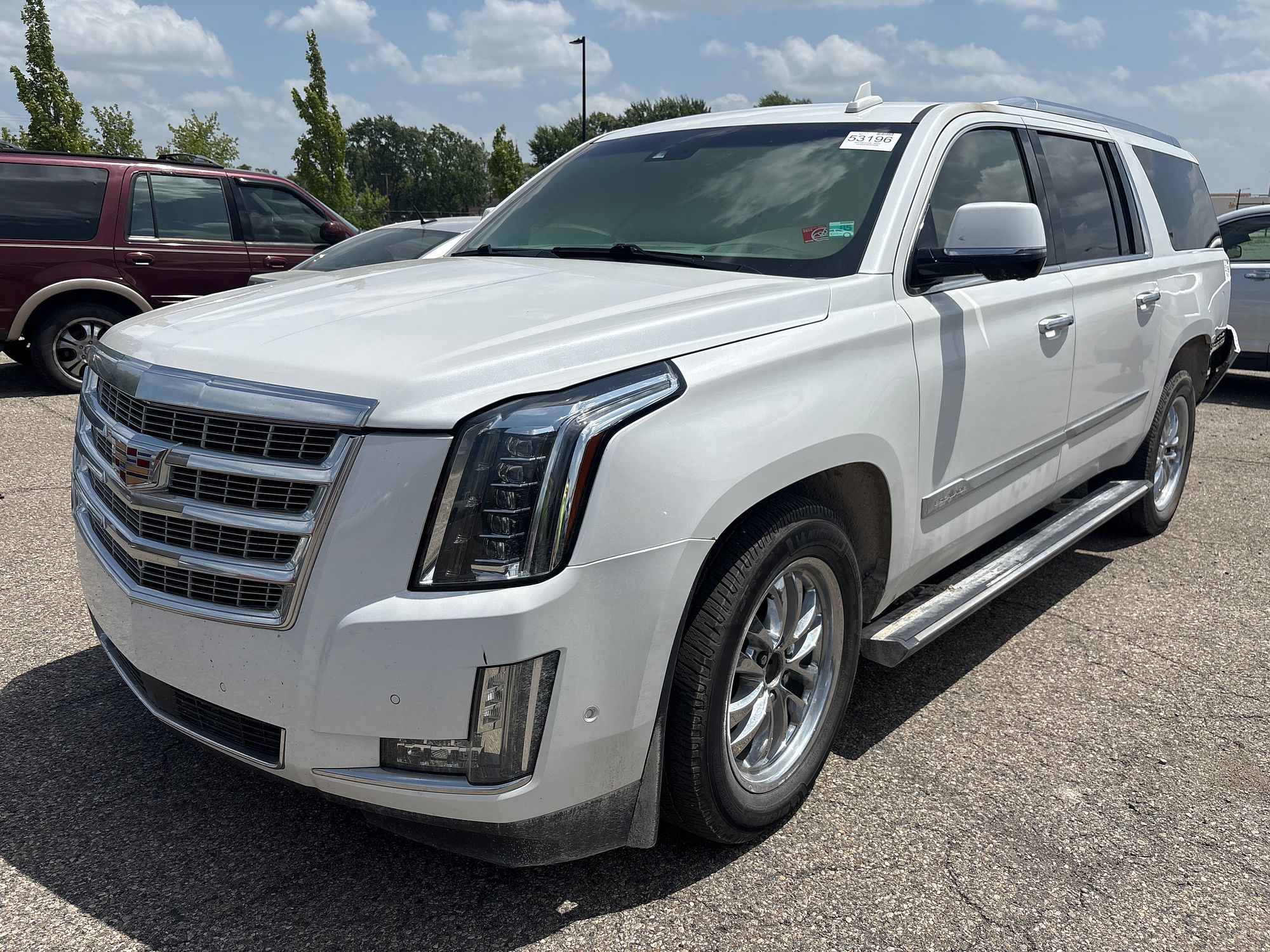2019 CADILLAC ESCALADE - Image 1