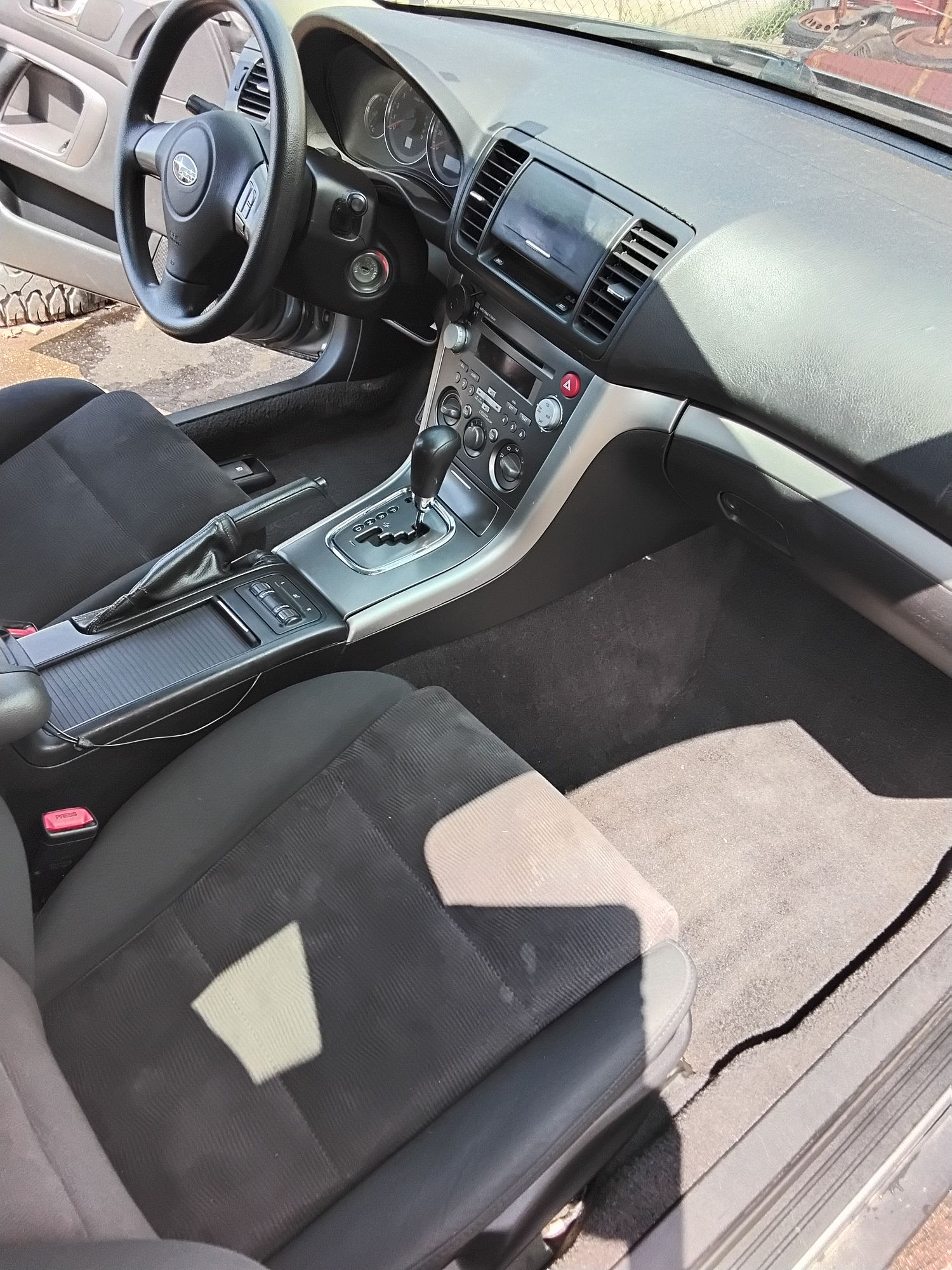 2008 SUBARU OUTBAKIMP - Image 8