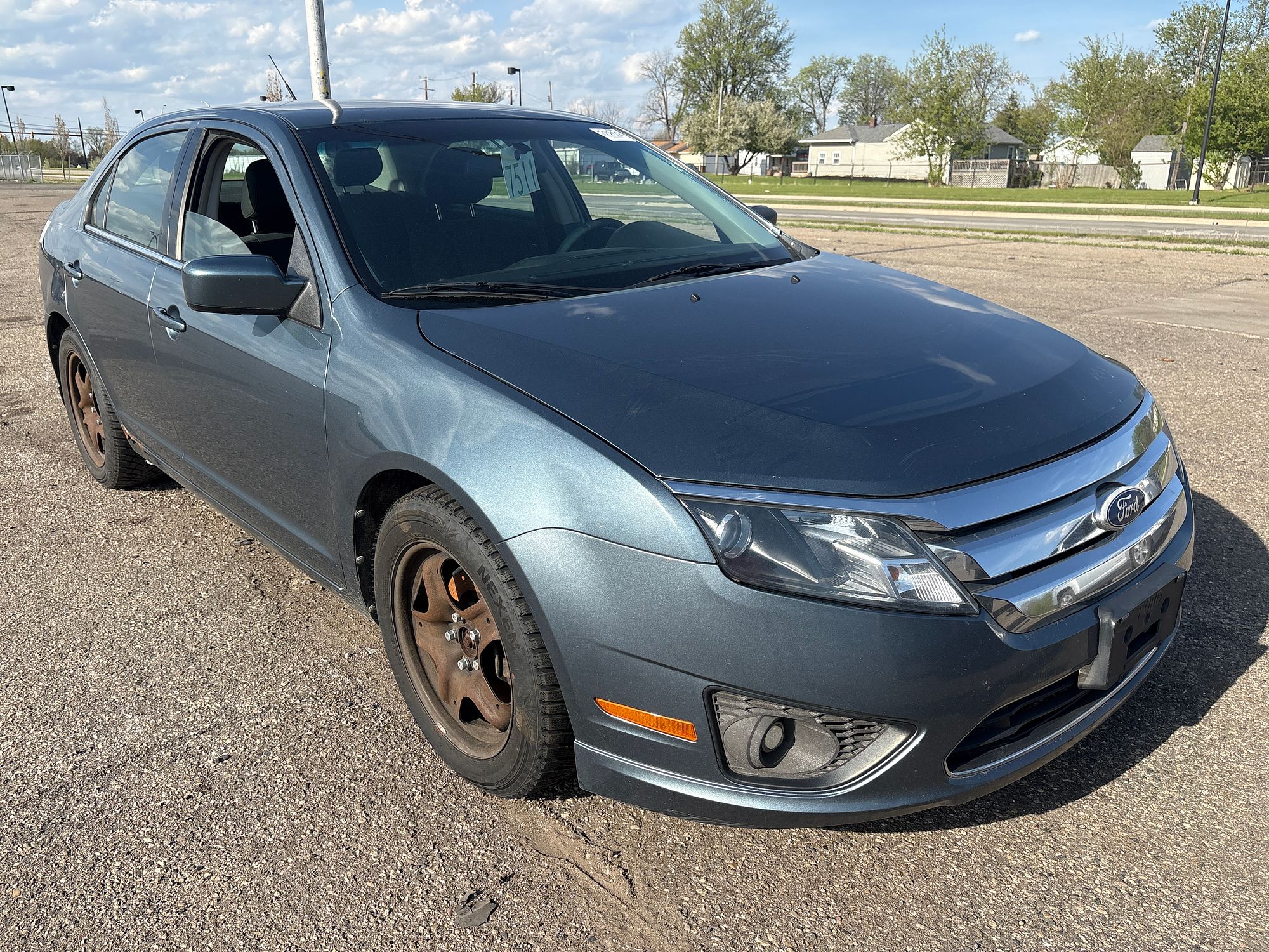 2011 FORD FUSION - Image 2