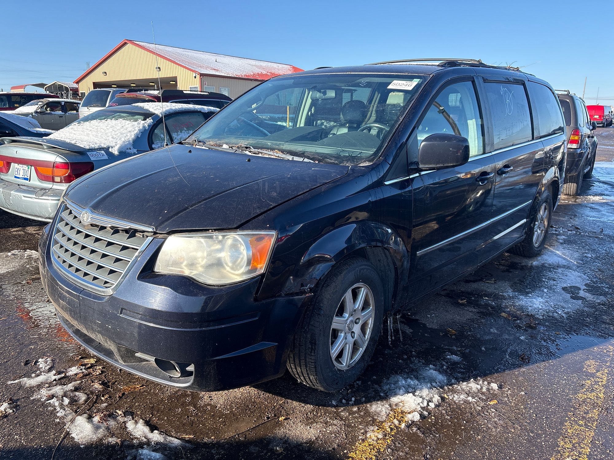 2010 CHRYSLER TOWN COUNTRY - Image 1