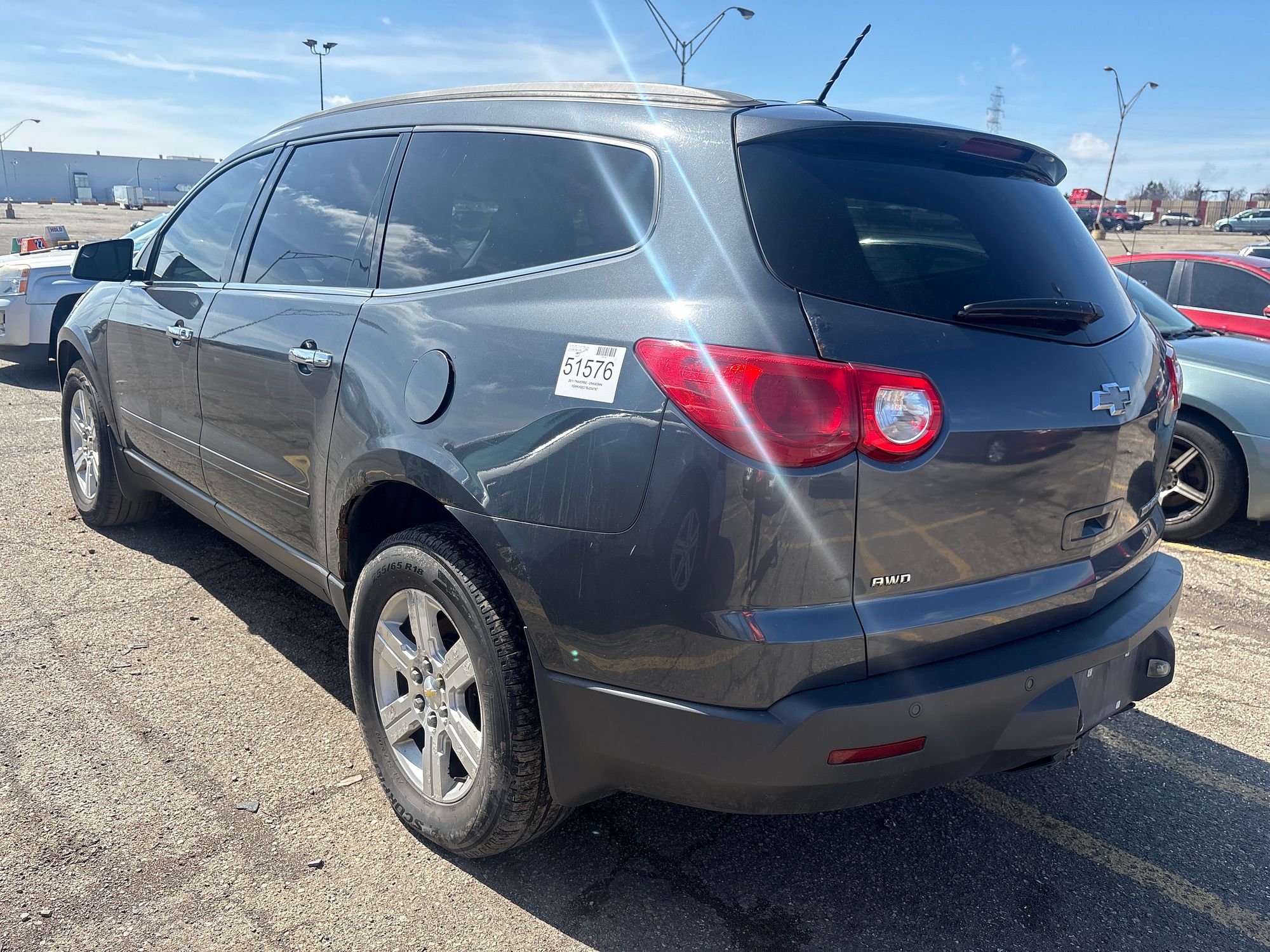 2011 CHEVROLET TRAVERSE - Image 4